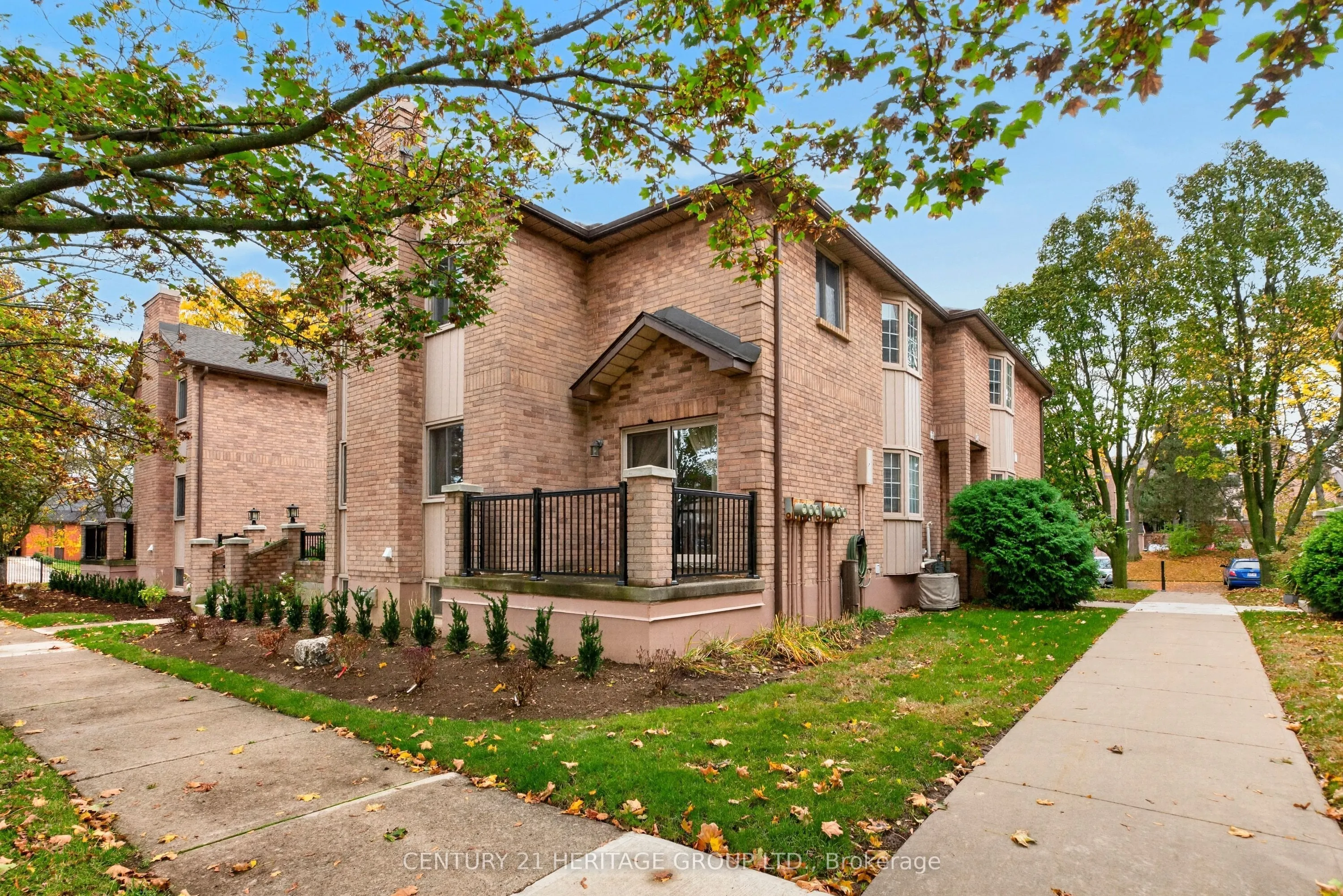38 Elora Drive #15