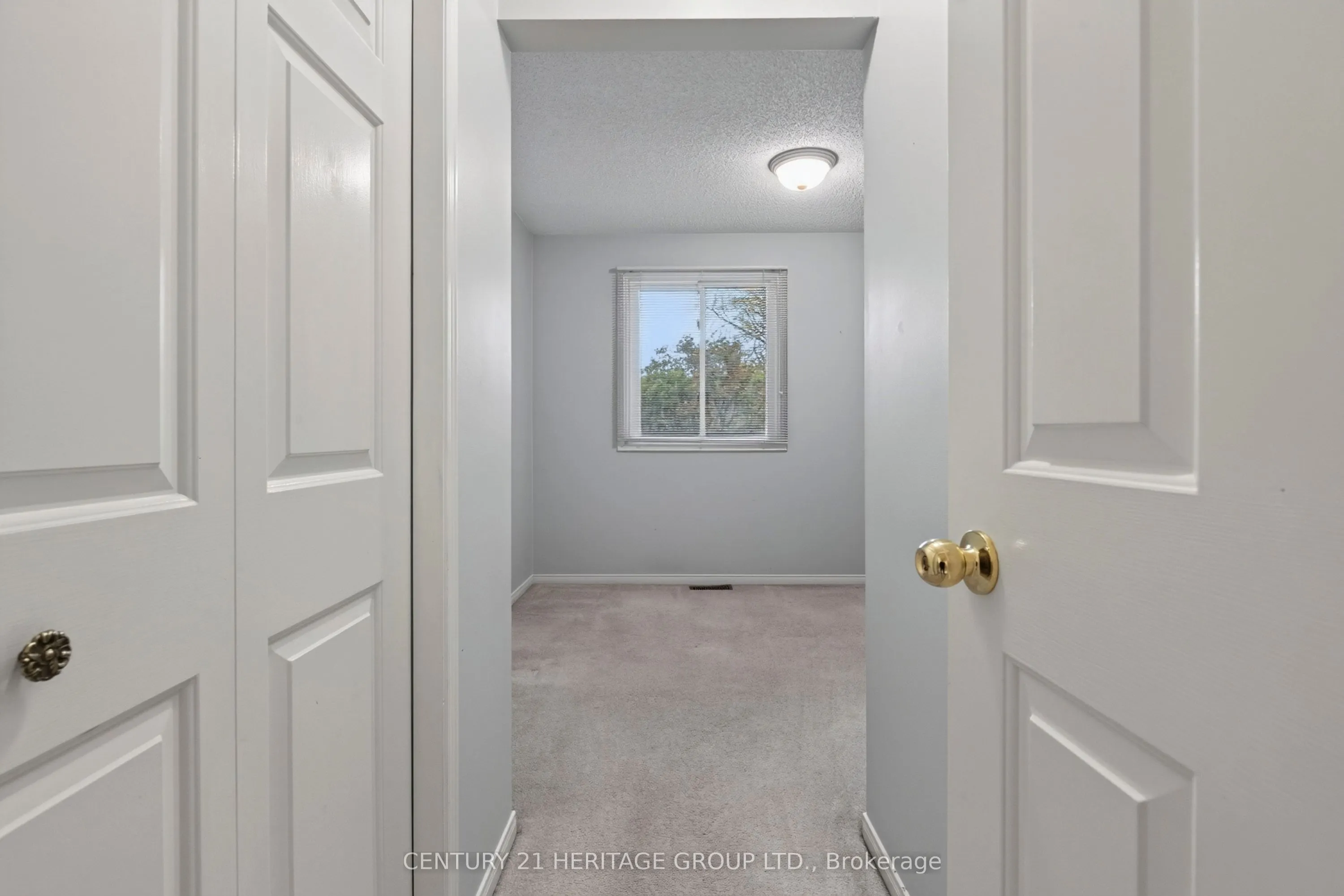38 Elora Drive #15