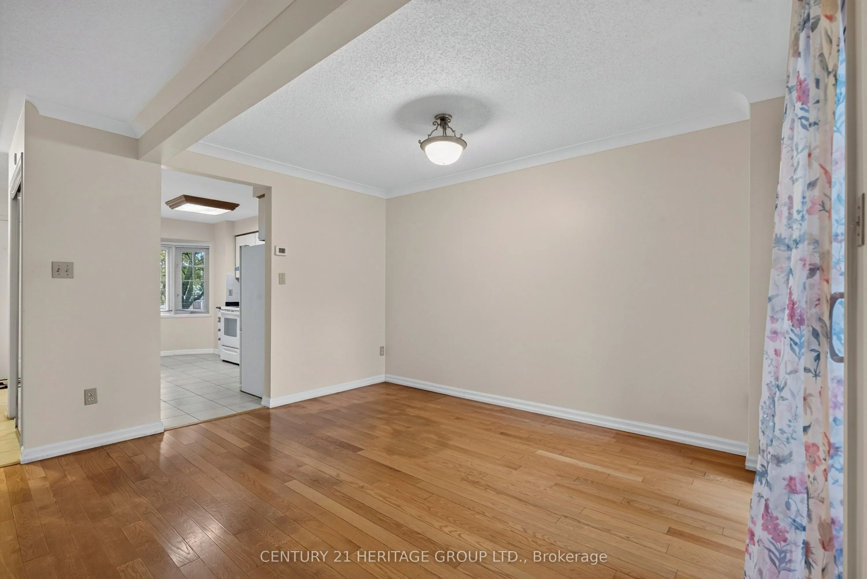 38 Elora Drive #15