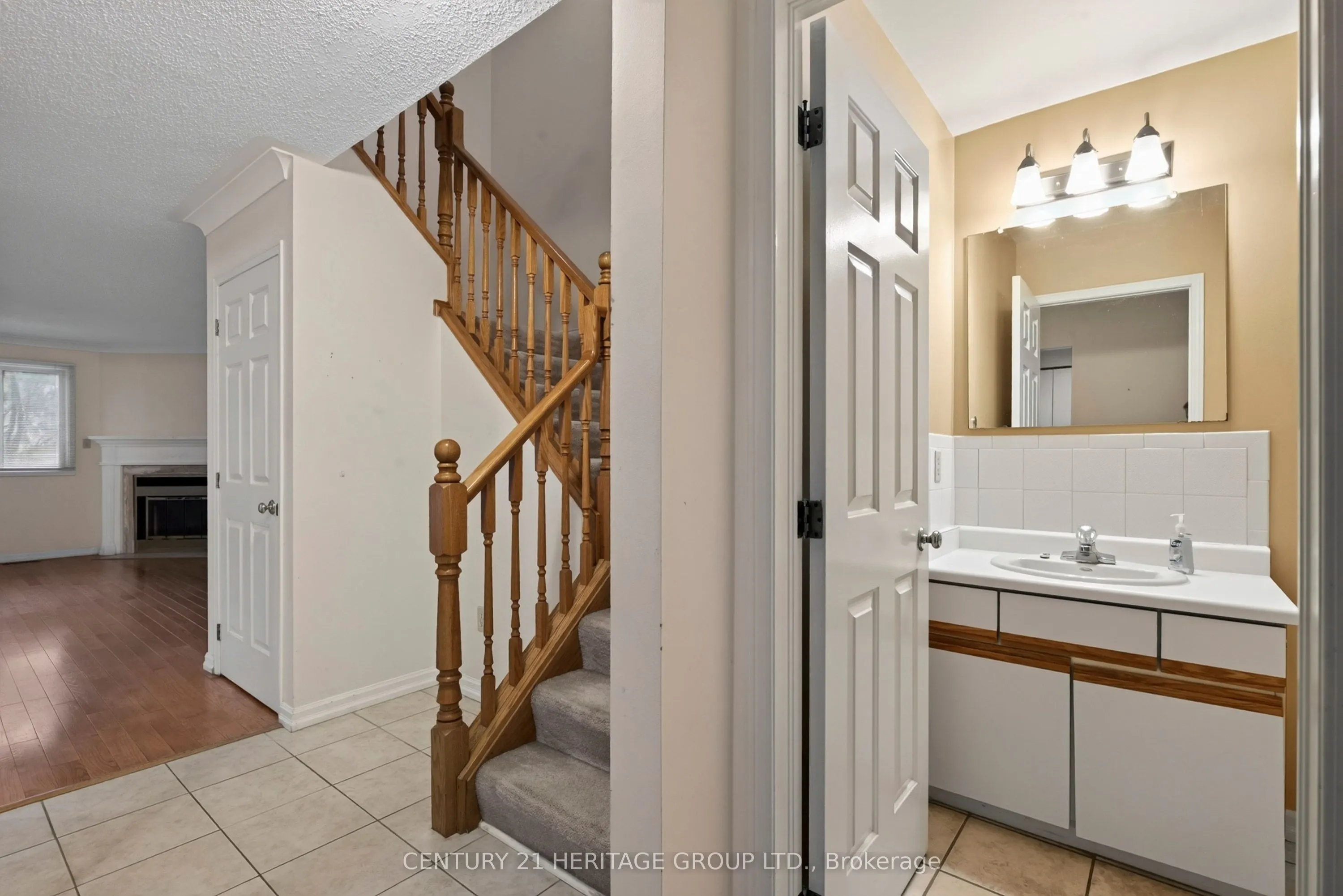 38 Elora Drive #15