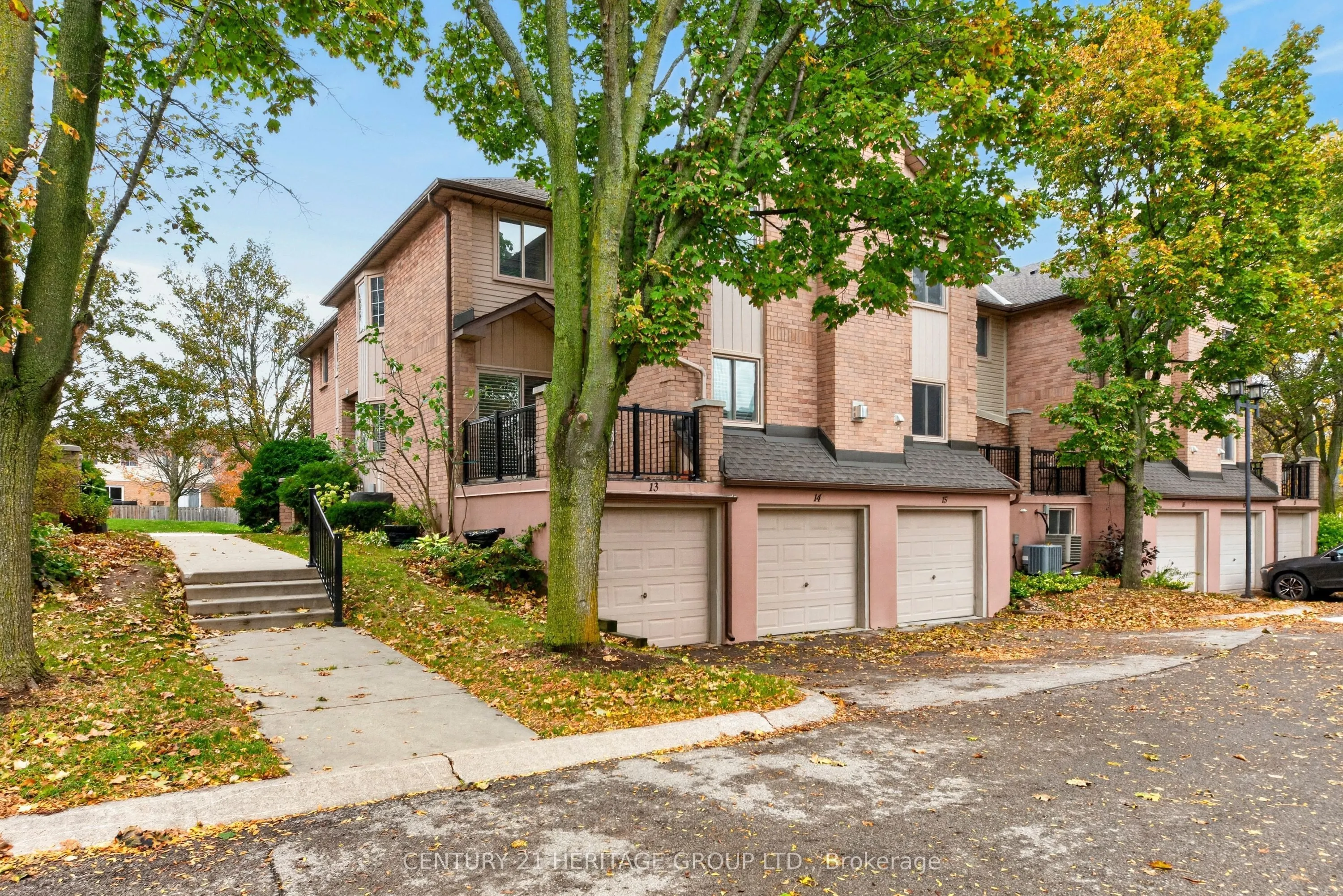 38 Elora Drive #15