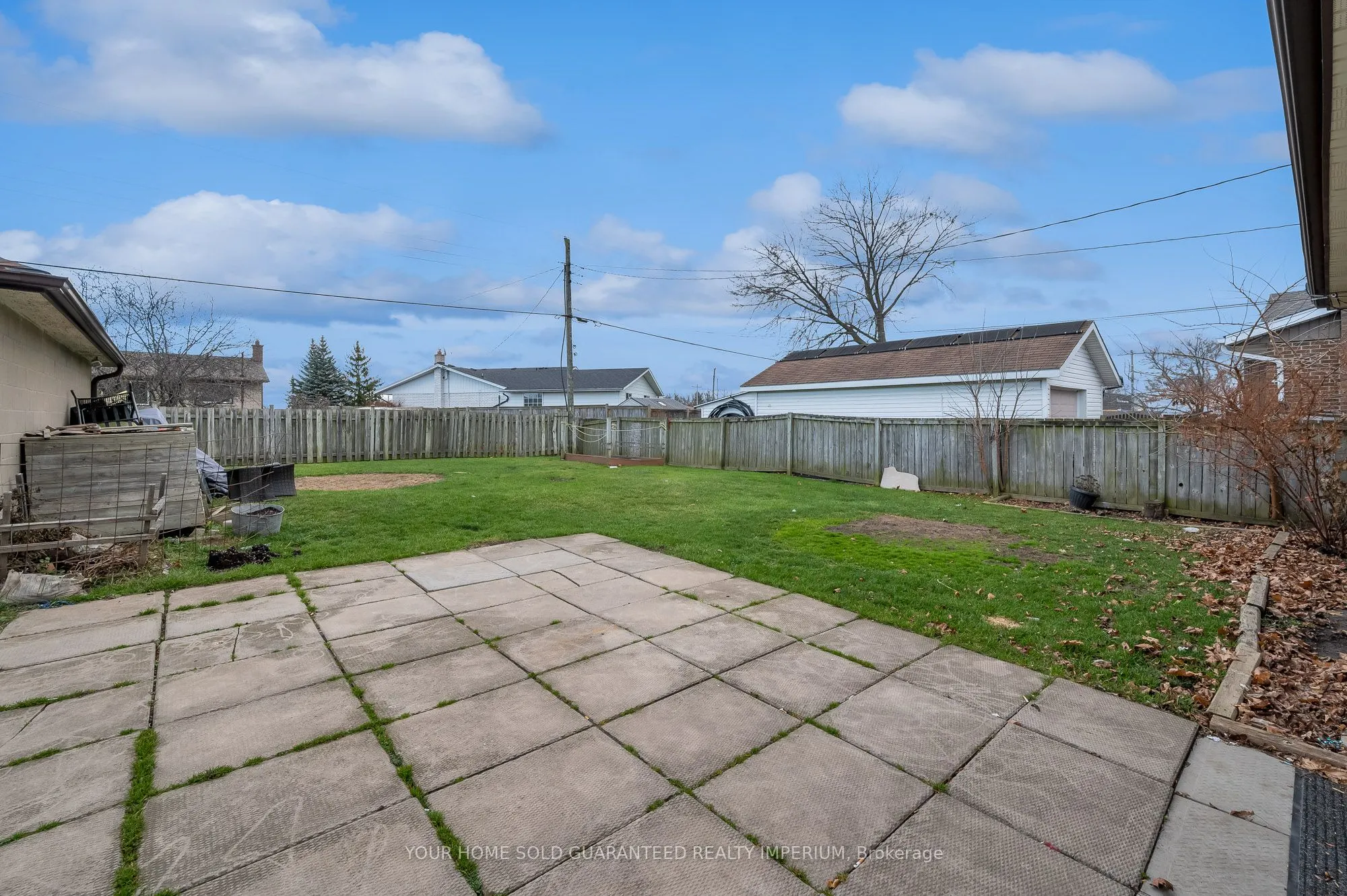116 Collier Road S