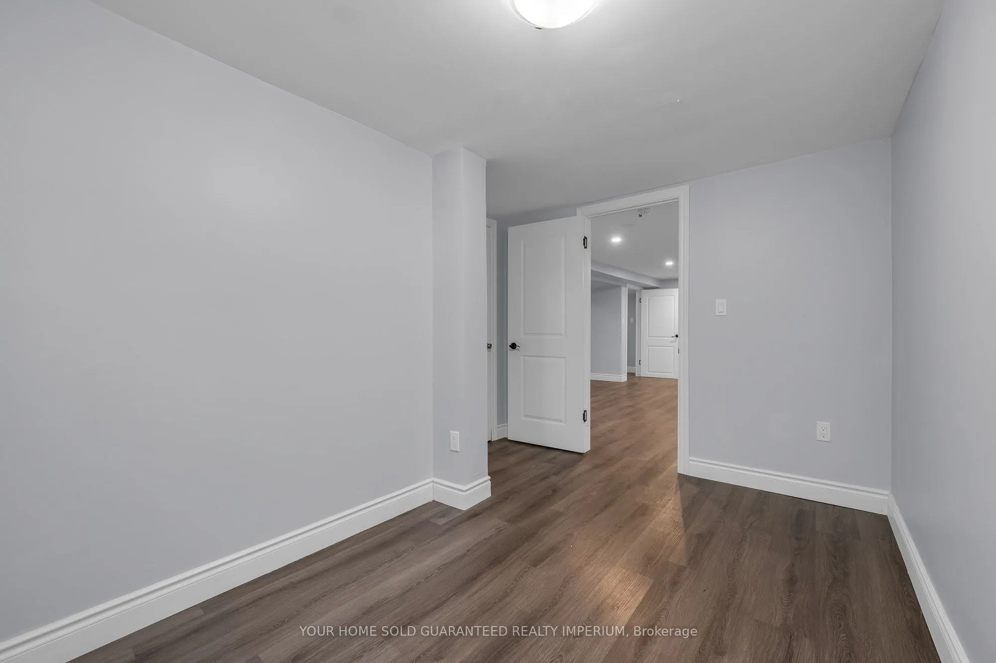 116 Collier Road S