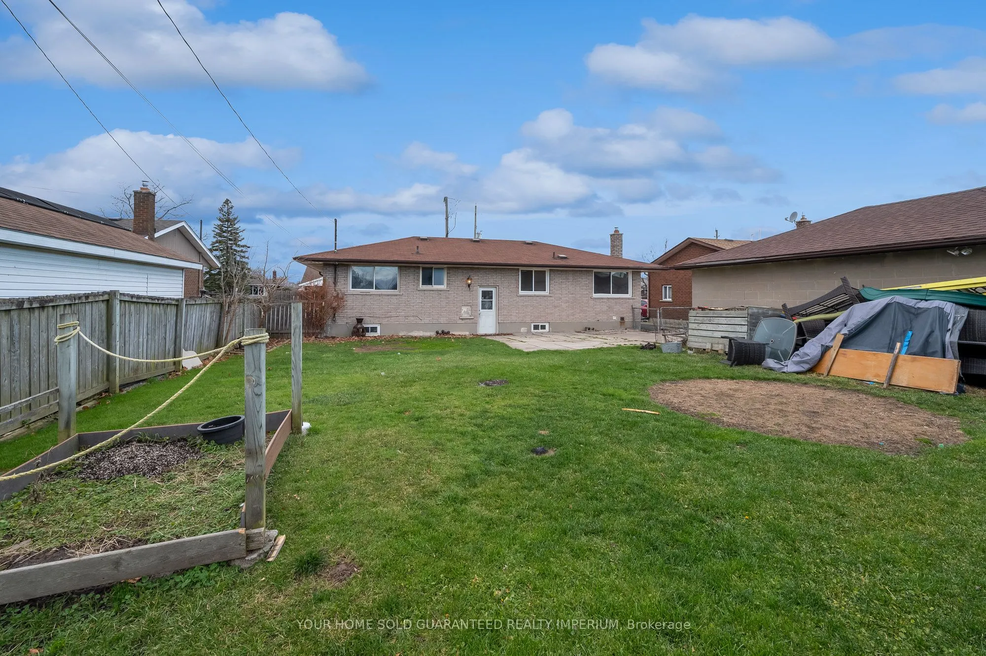 116 Collier Road S