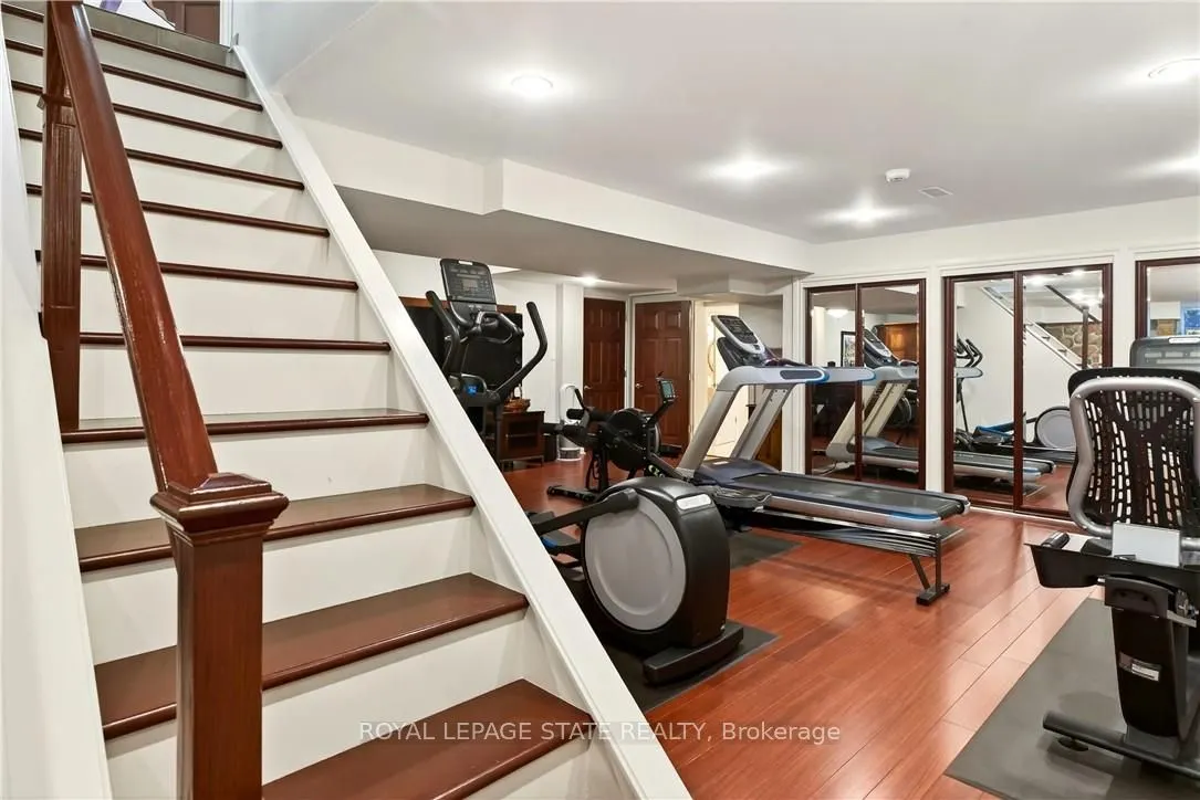 29 Woodside Drive