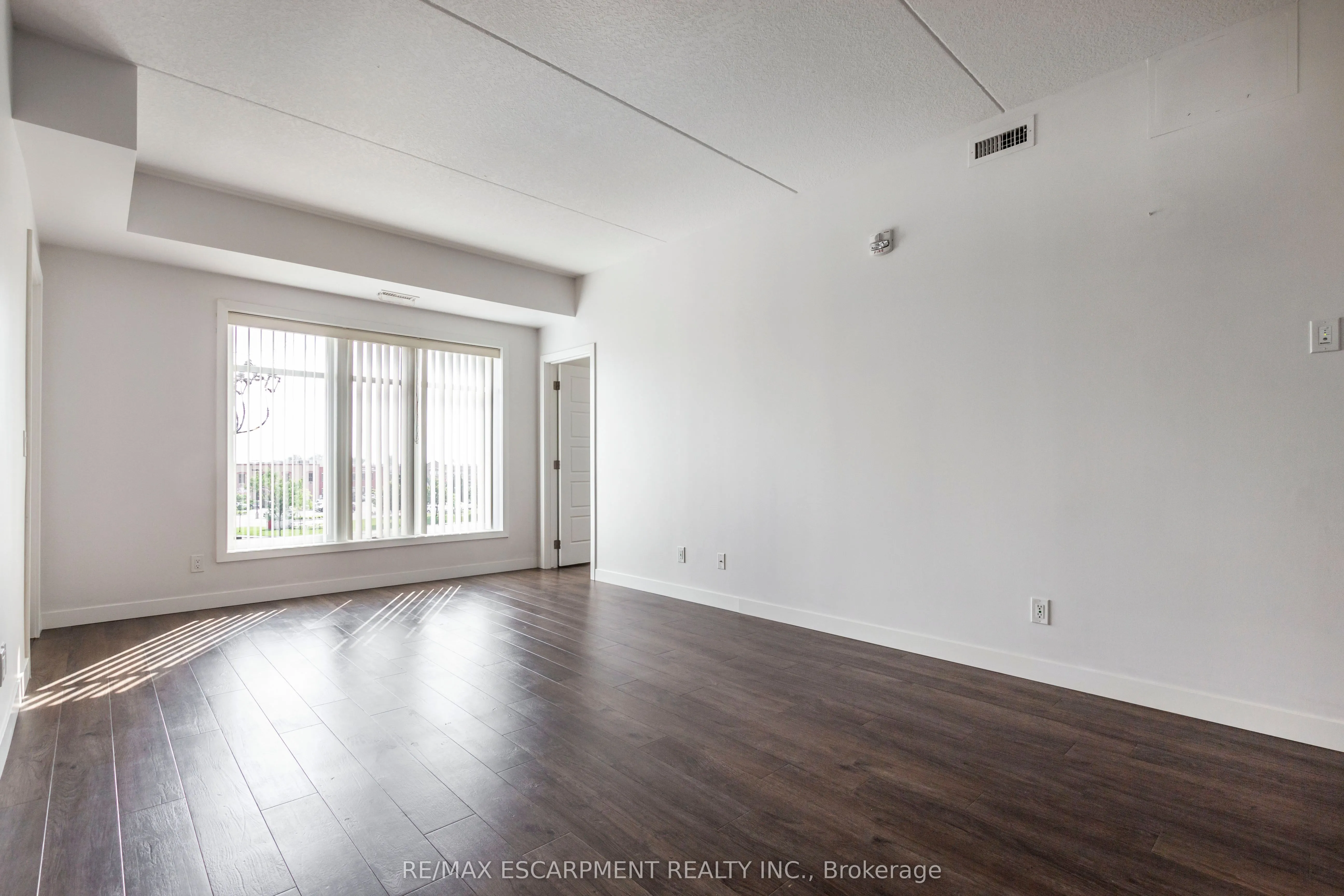 175 Commonwealth Street #306