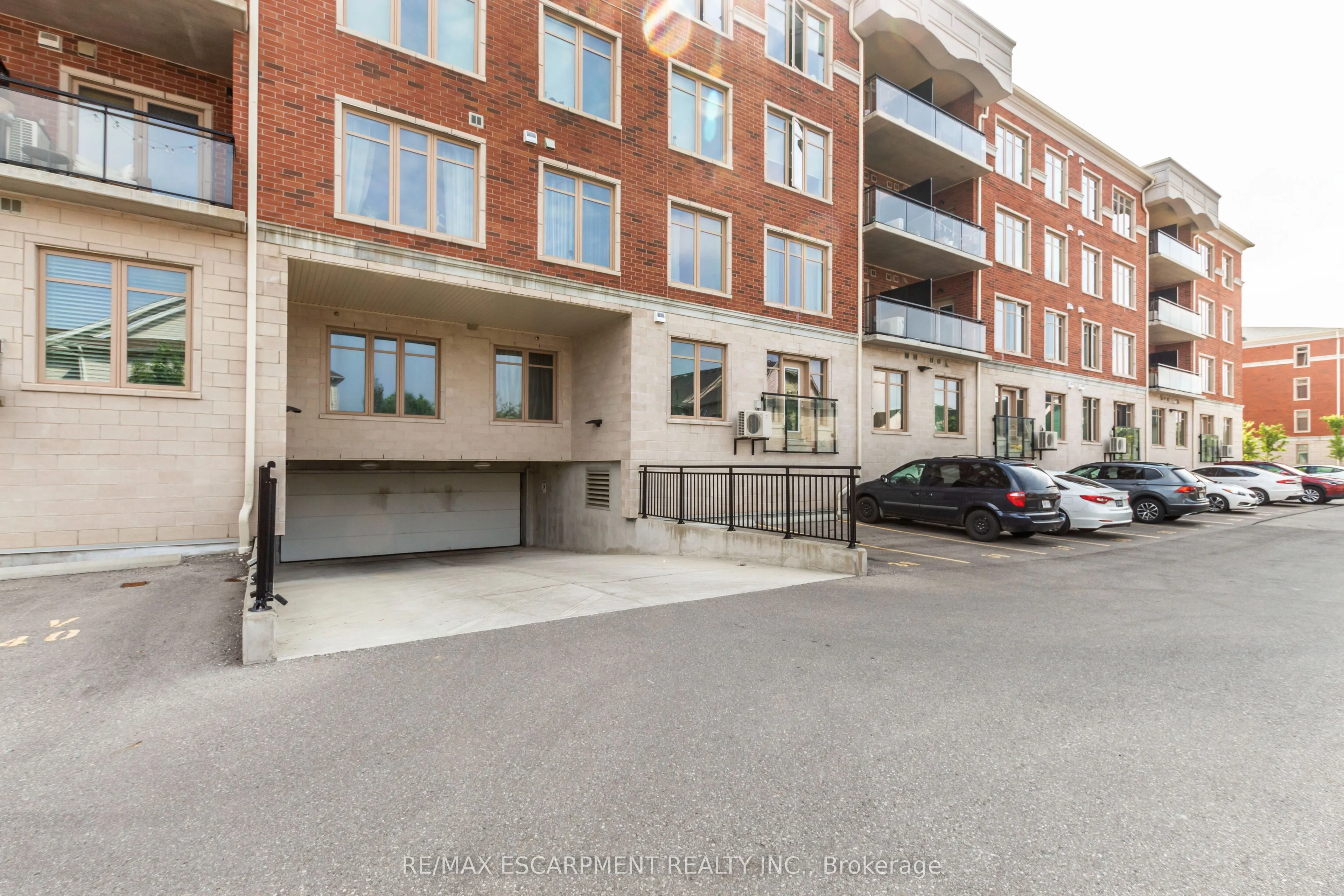 175 Commonwealth Street #306