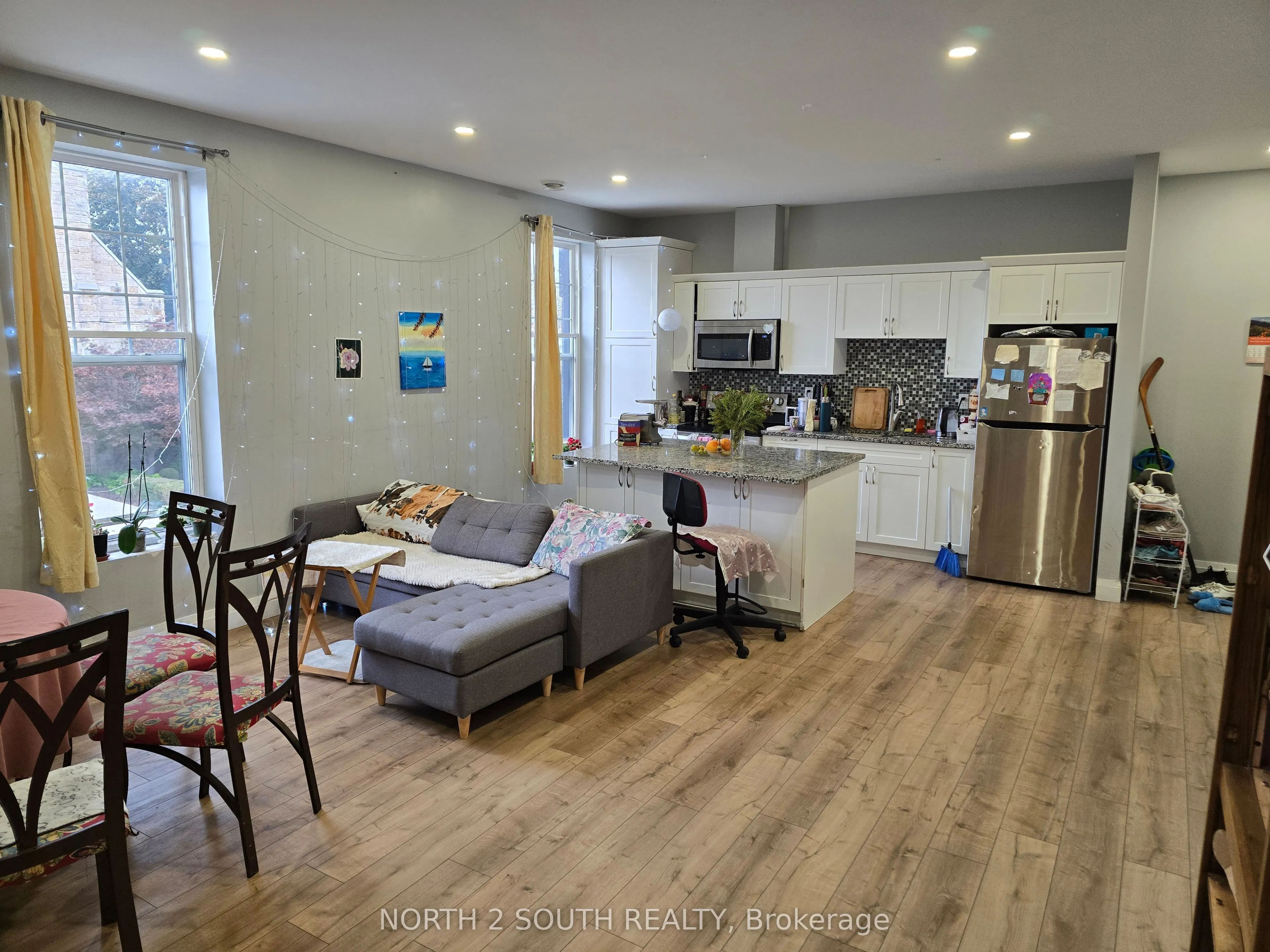 140 Murray Street #2