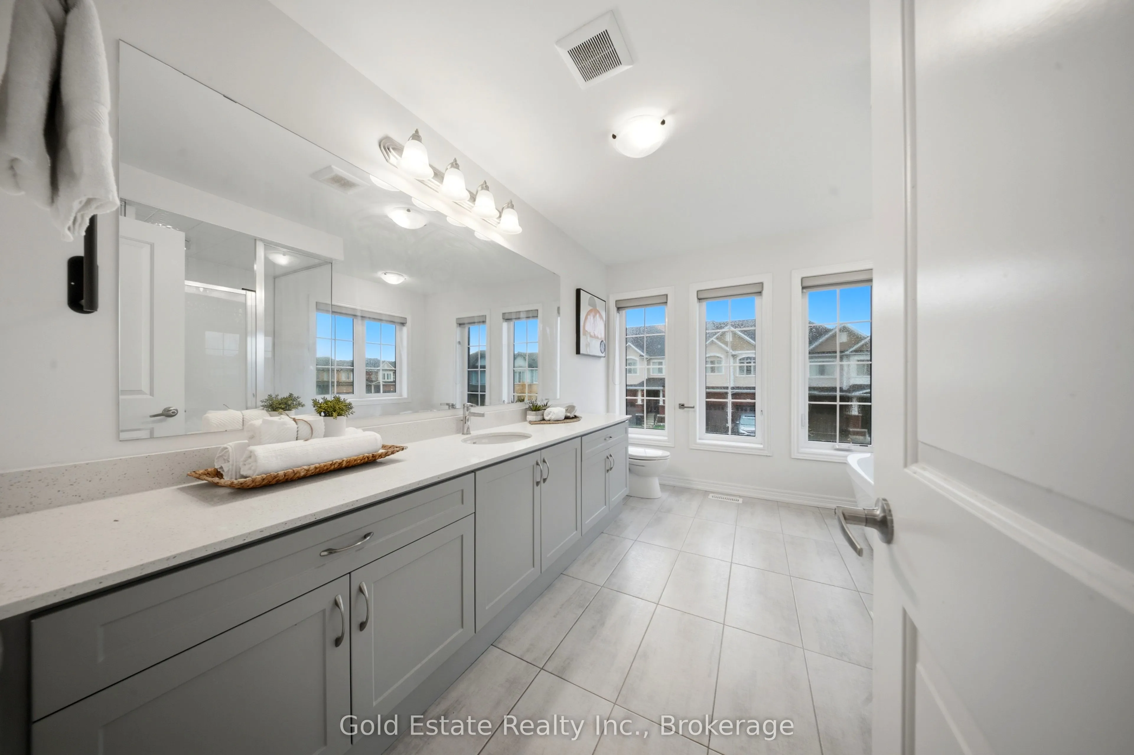 3 Georgina Street