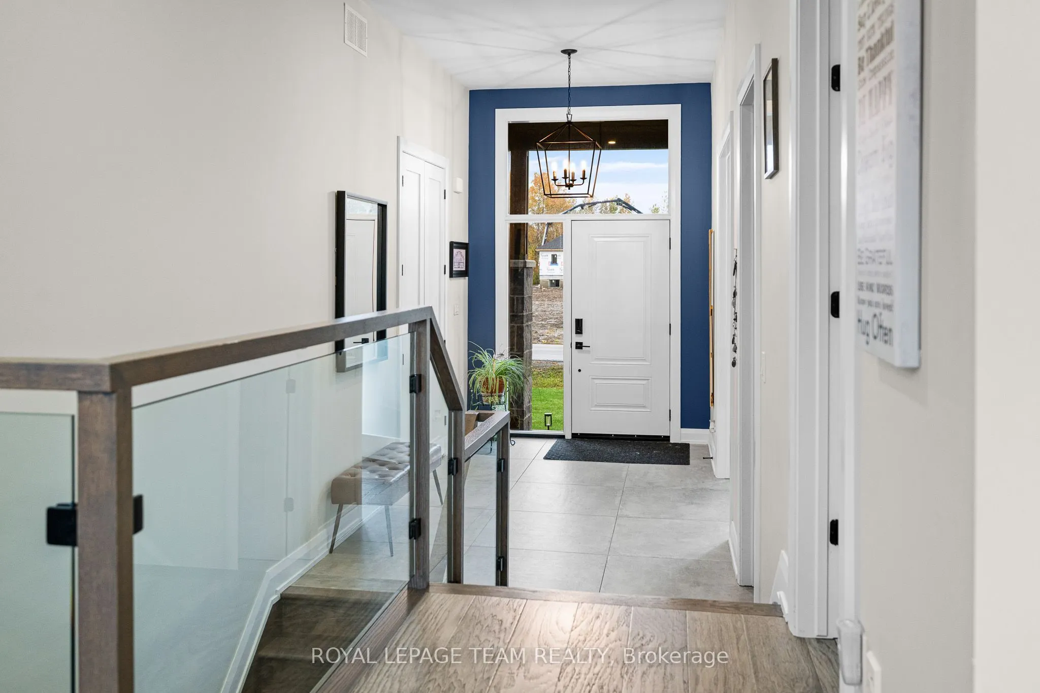 15 RIDEAU CROSSING Crescent