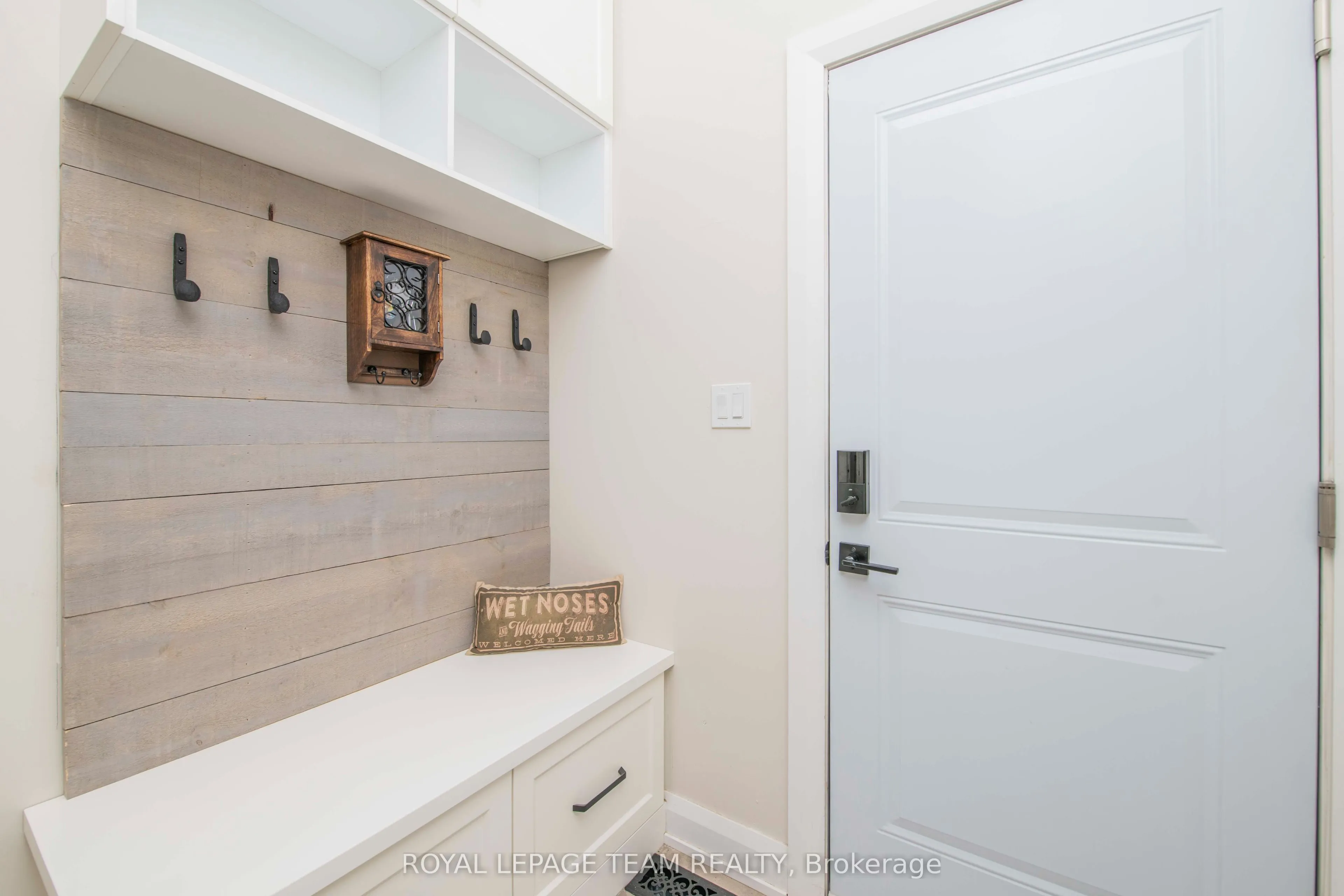 15 RIDEAU CROSSING Crescent