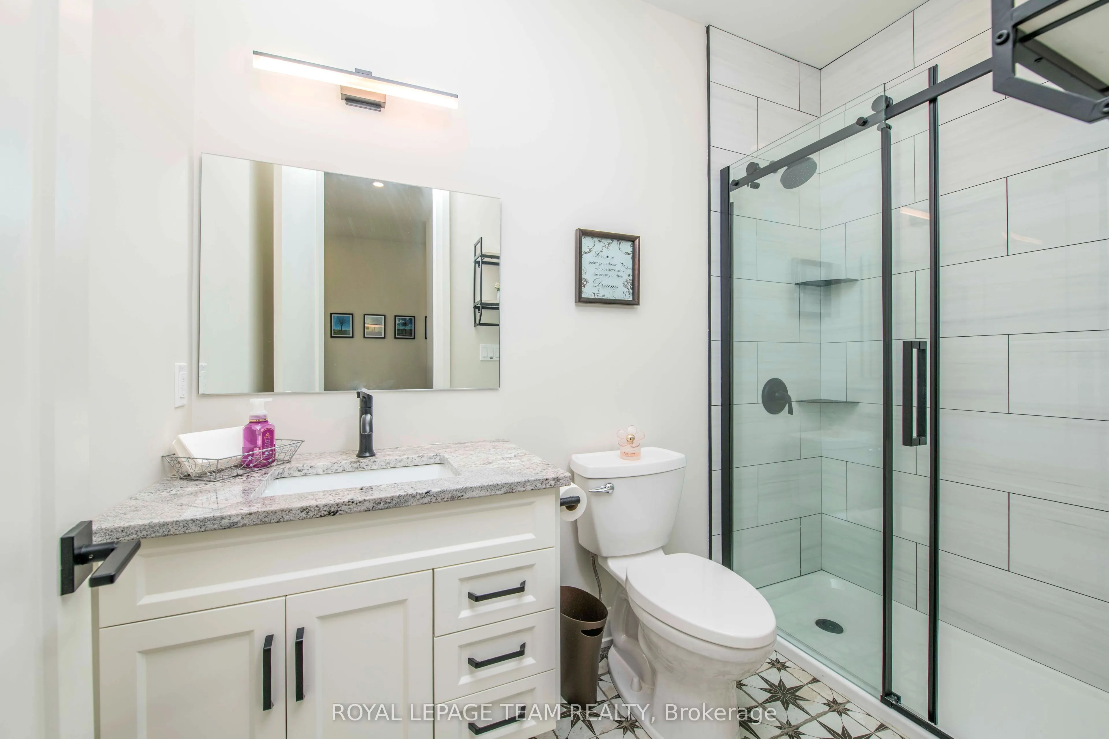 15 RIDEAU CROSSING Crescent