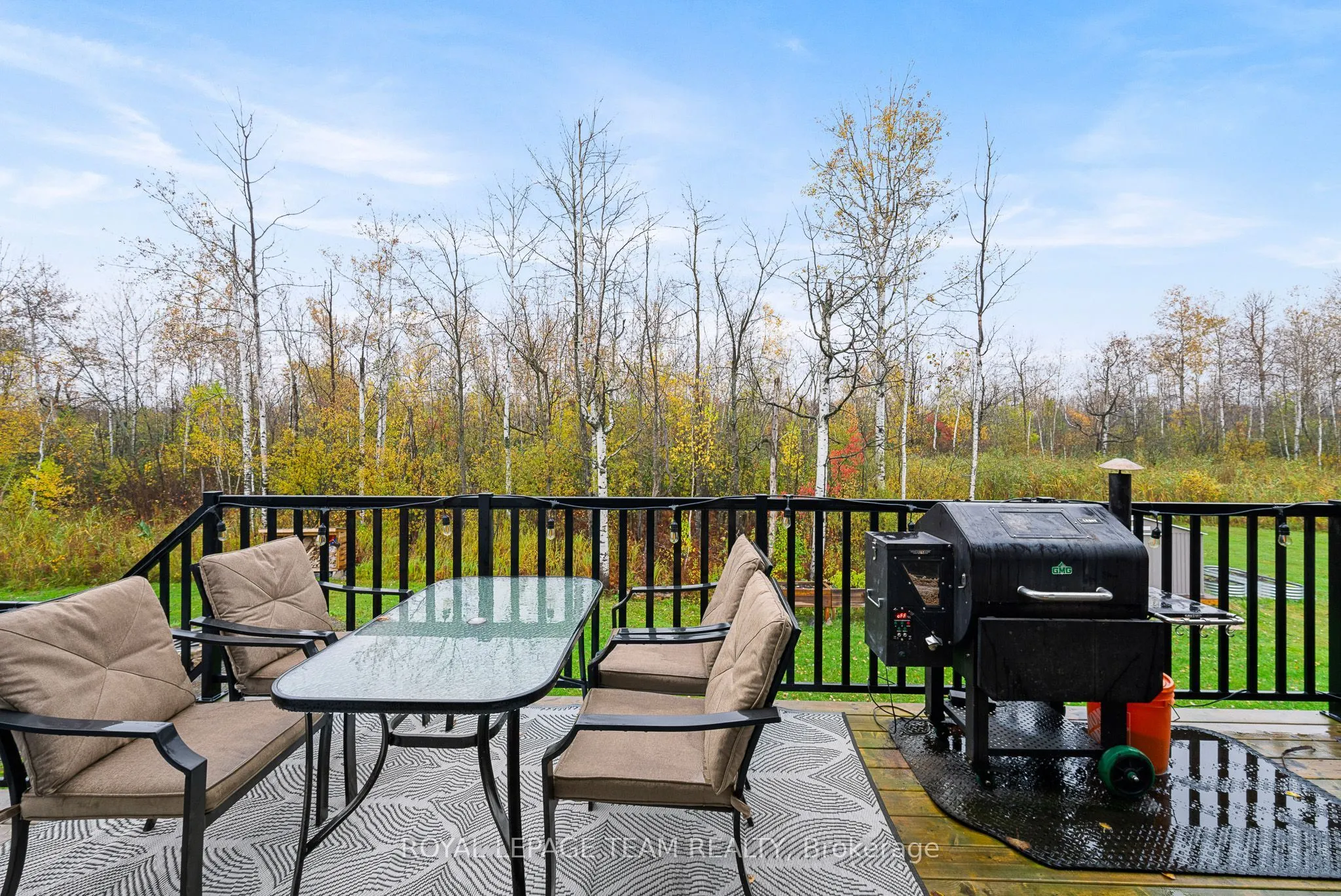 15 RIDEAU CROSSING Crescent