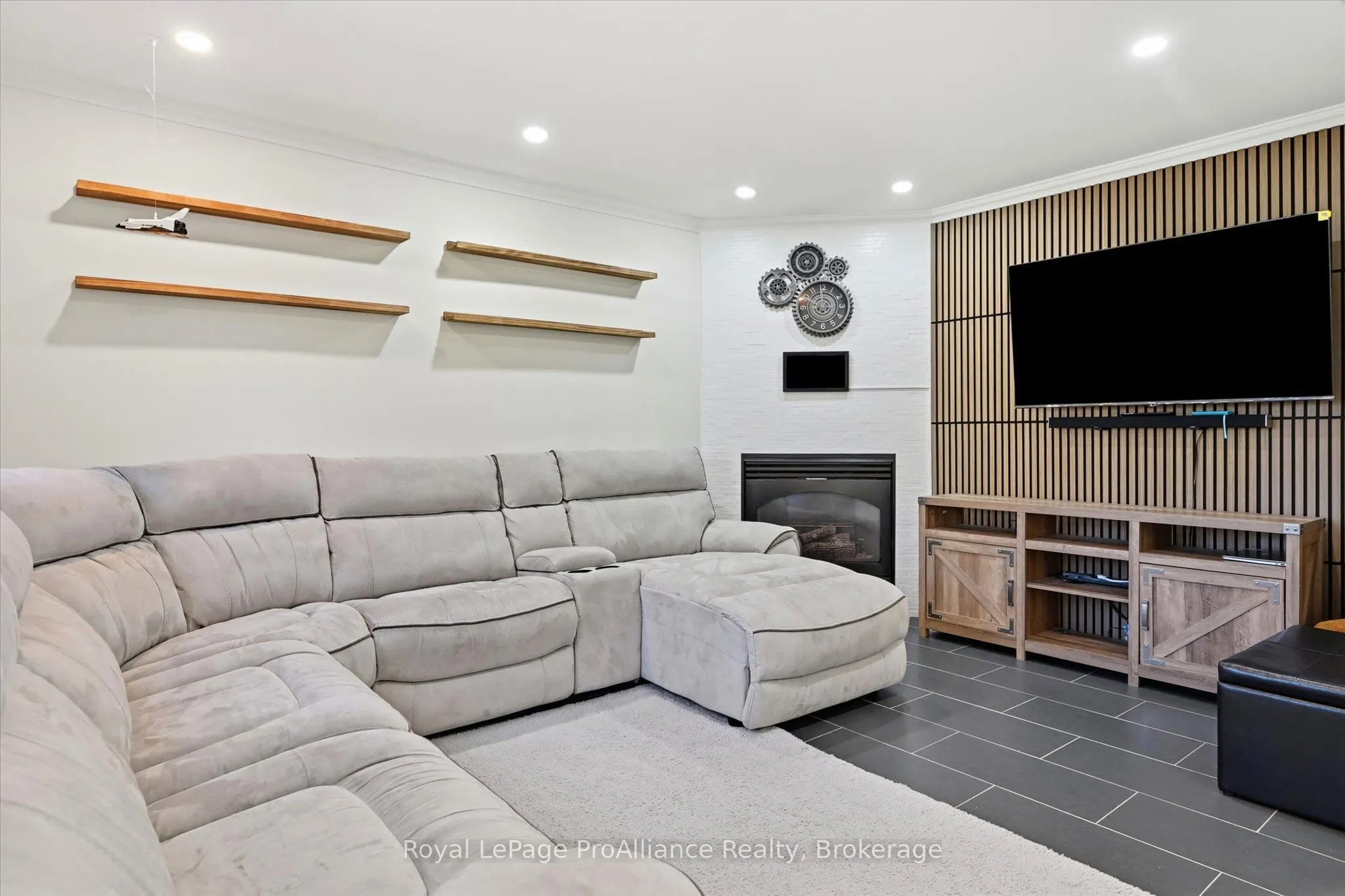 1316 Scollard Drive