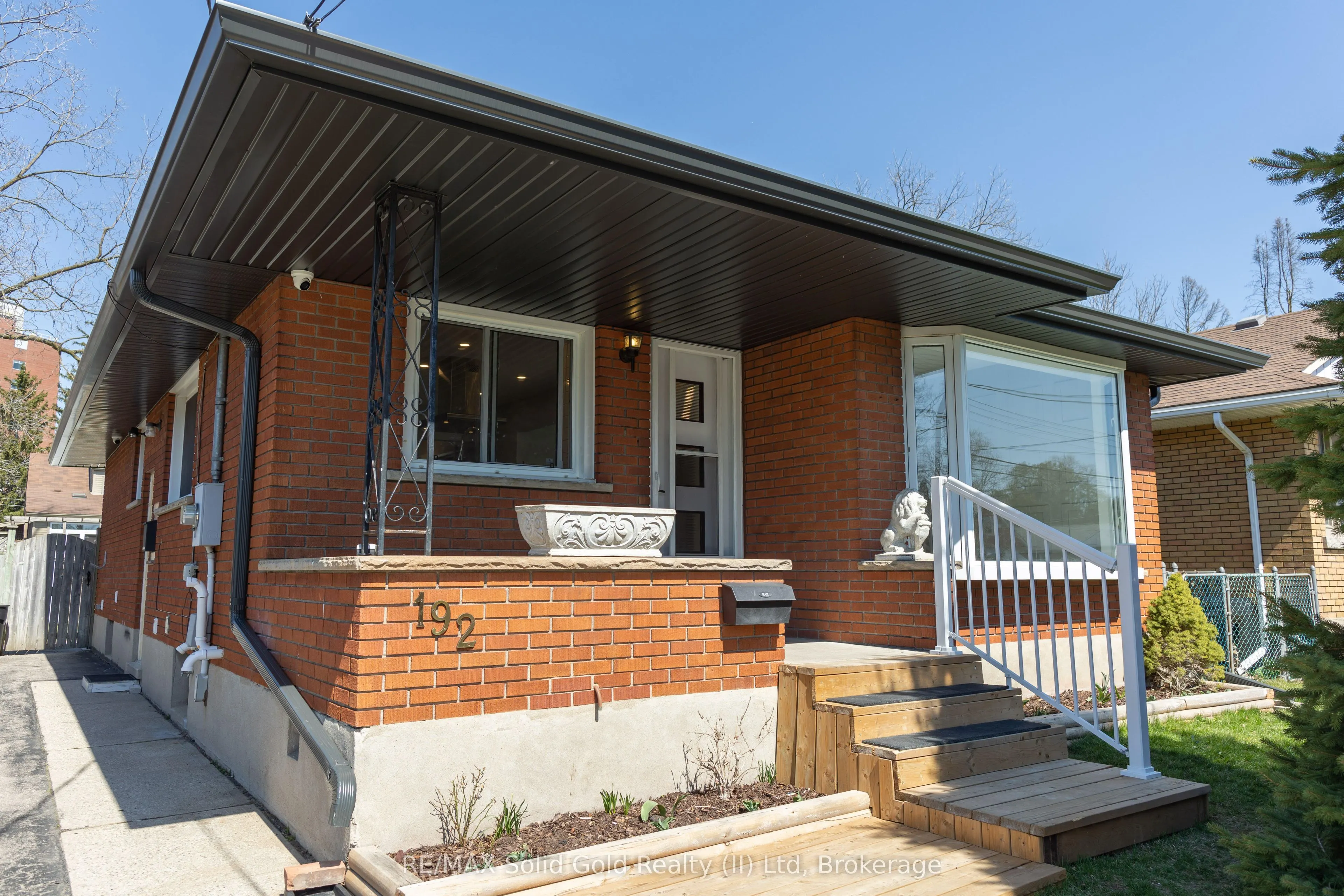 192 Glen Road #Upper