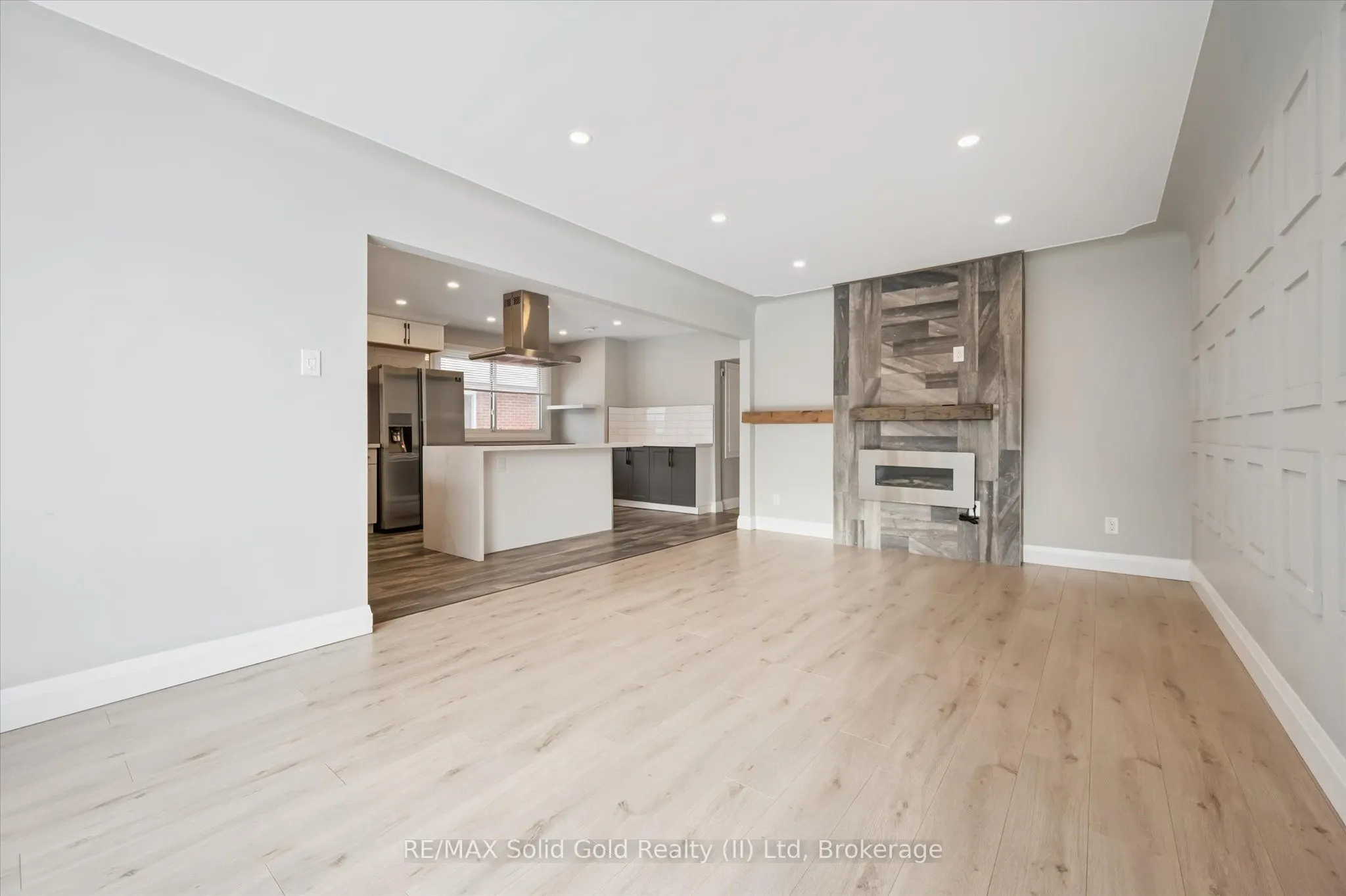 192 Glen Road #Upper