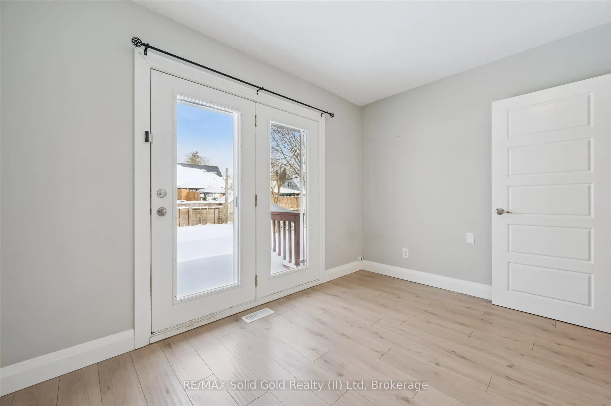 192 Glen Road #Upper