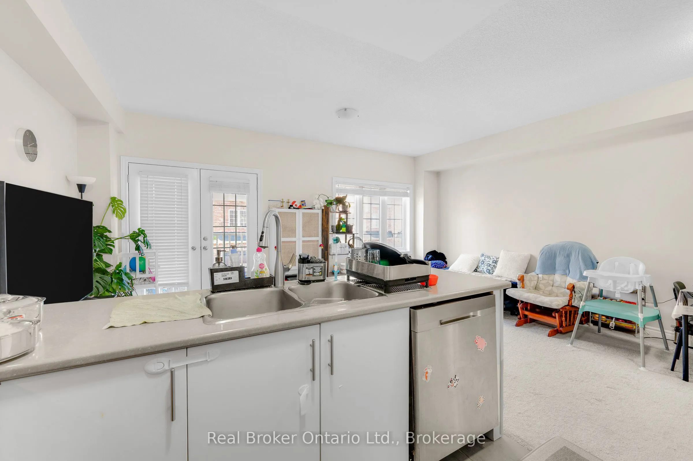 88 Decorso Drive #80