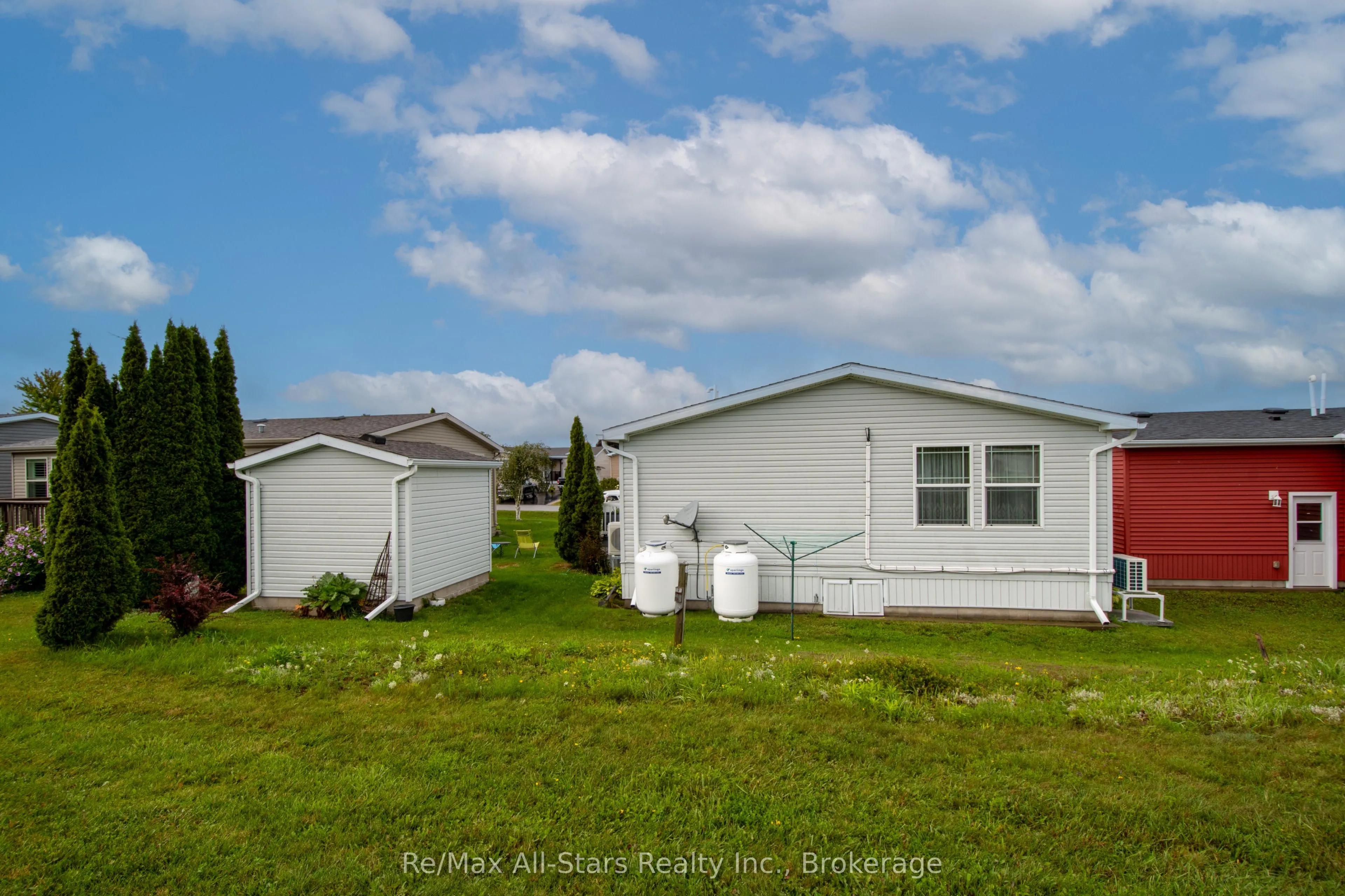 51 Creekside Circle