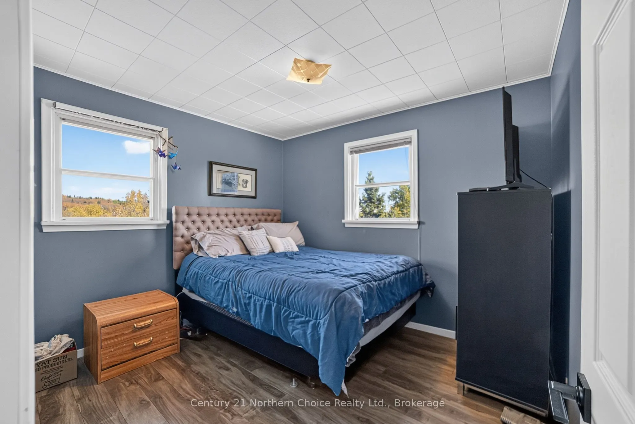 1038 1/2 Park Street
