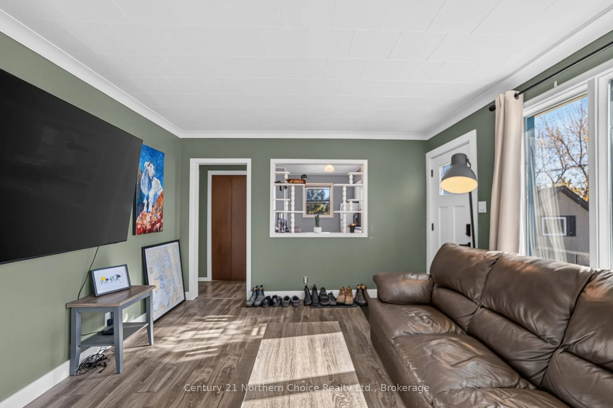 1038 1/2 Park Street