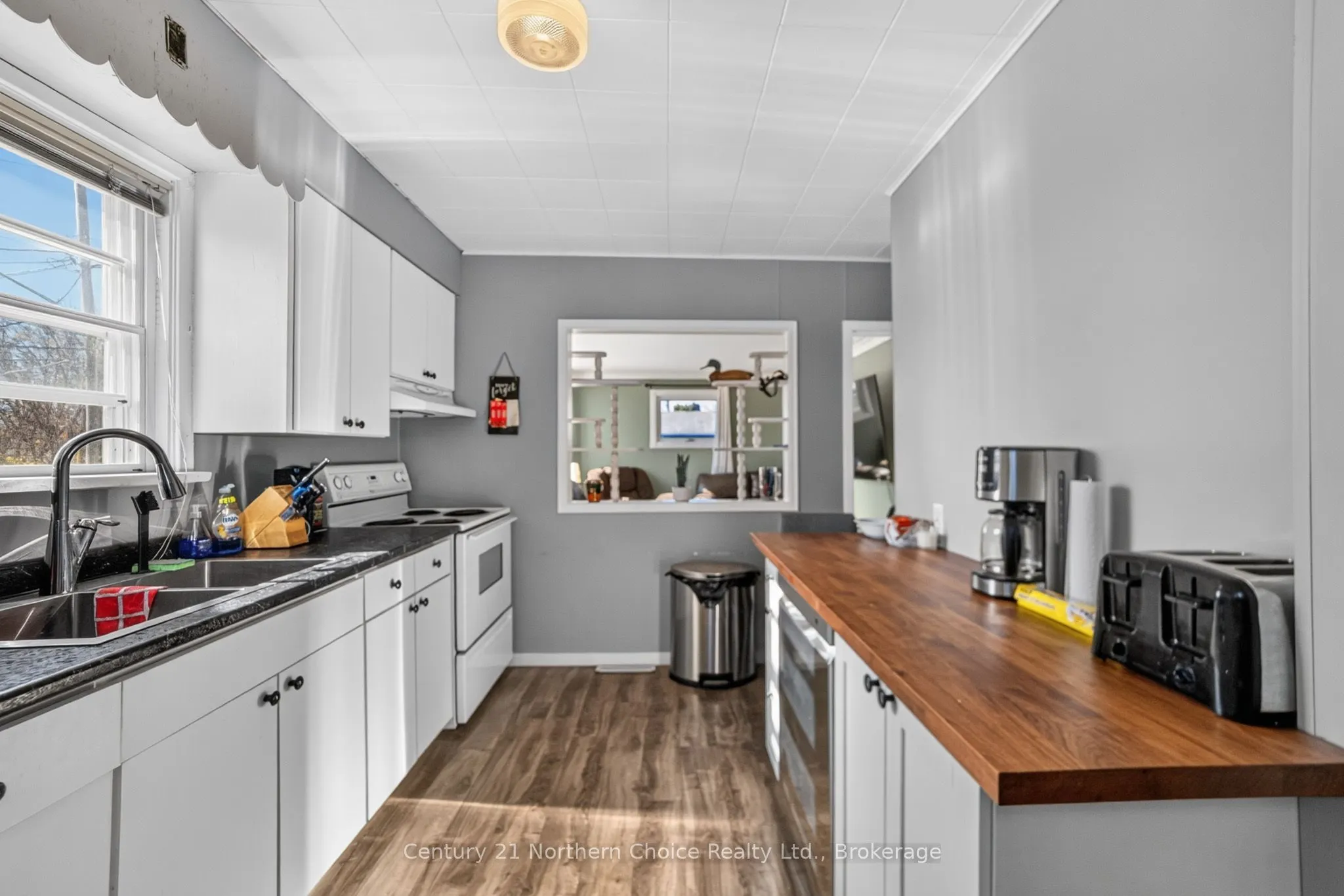 1038 1/2 Park Street