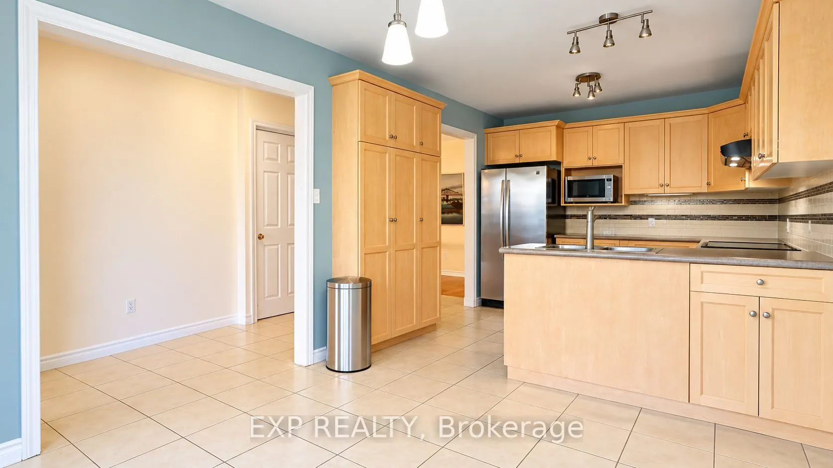 487 Brentcliffe Drive #Upper