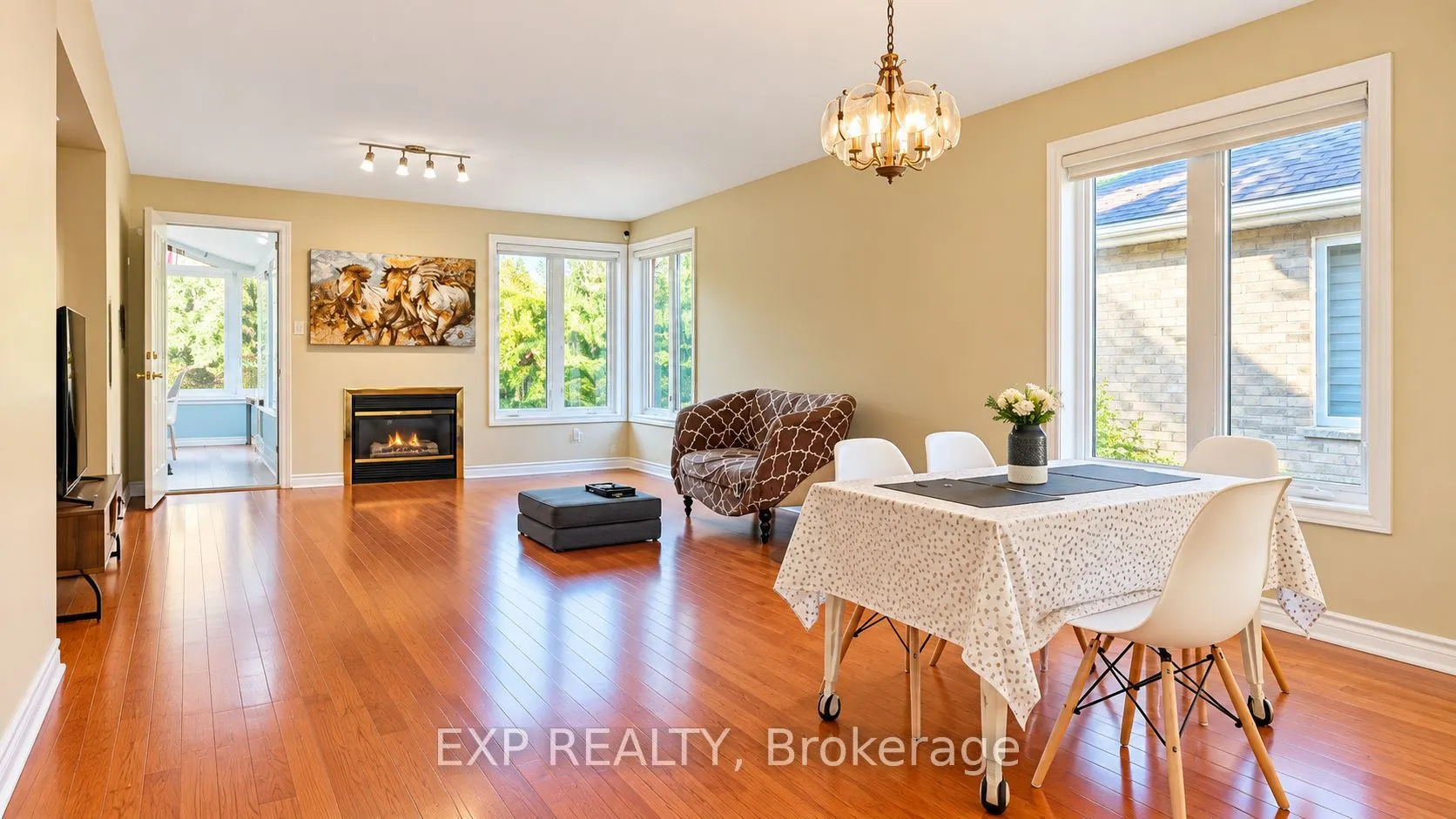 487 Brentcliffe Drive #Upper