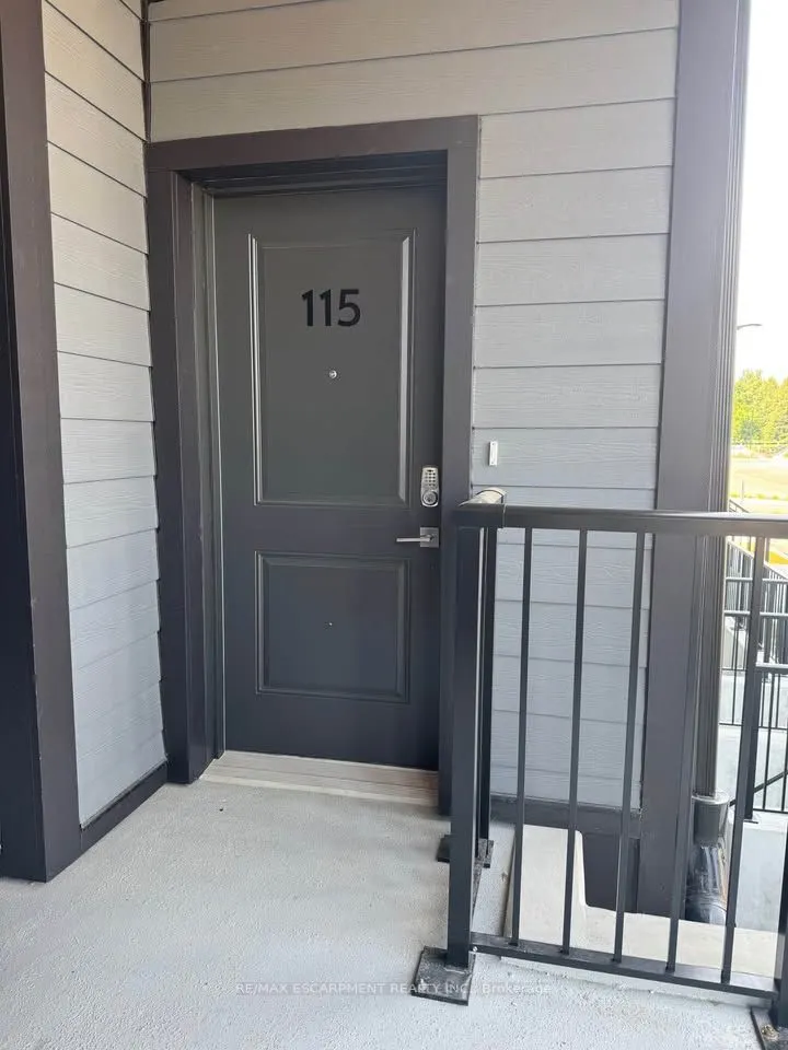 708 WOOLWICH Street #115