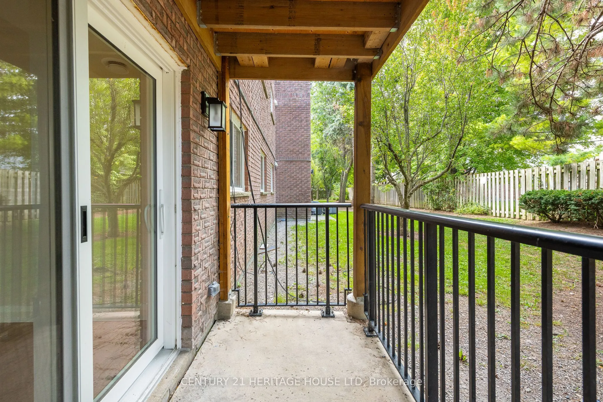 3085 Kingsway Drive #13