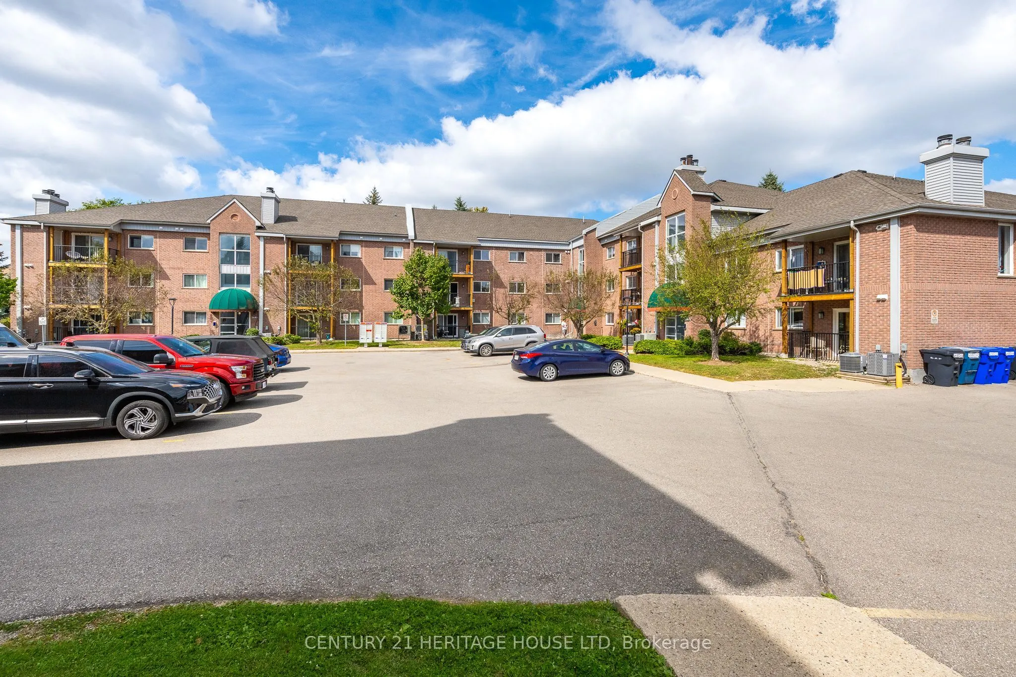 3085 Kingsway Drive #13