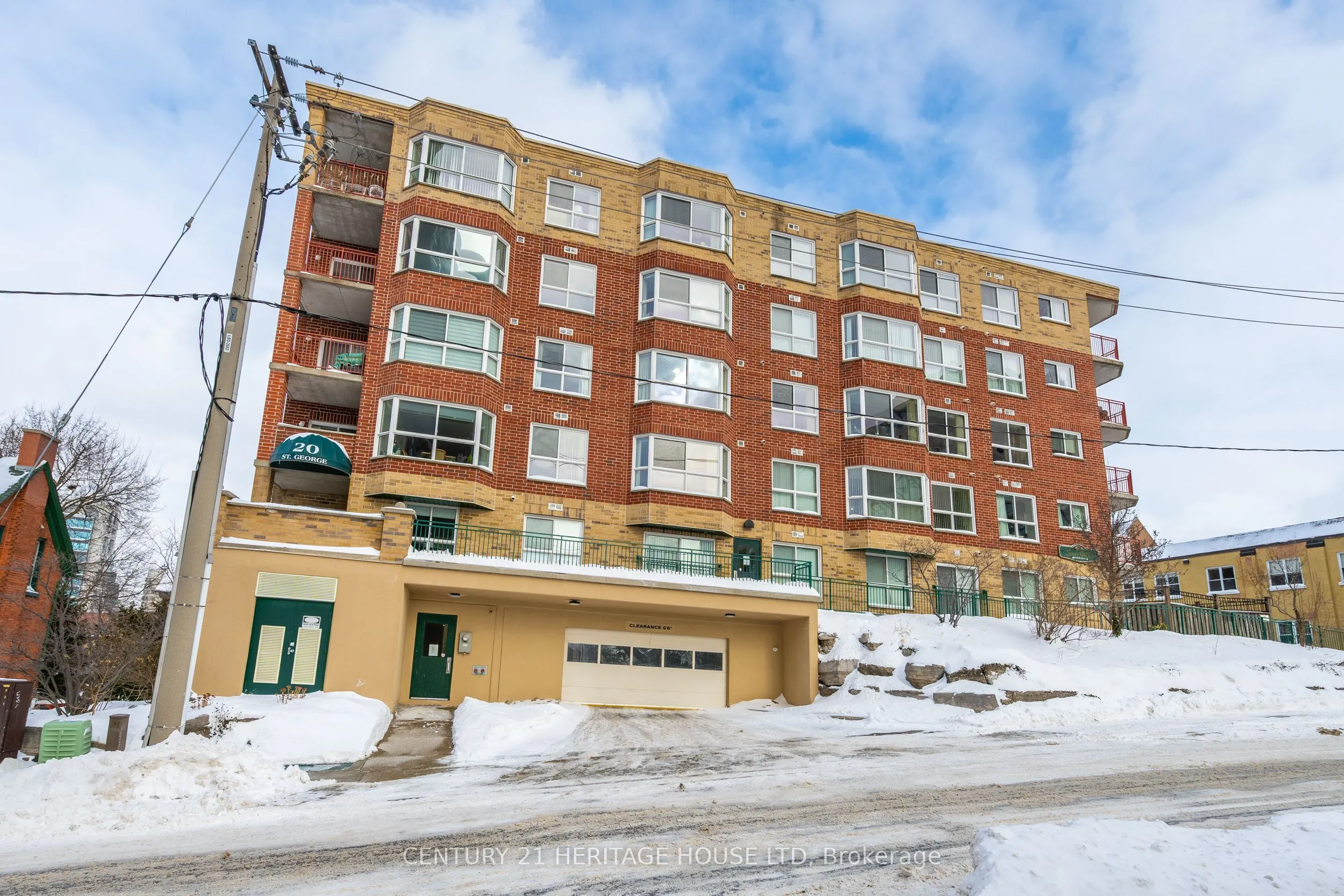 20 St George Street #407