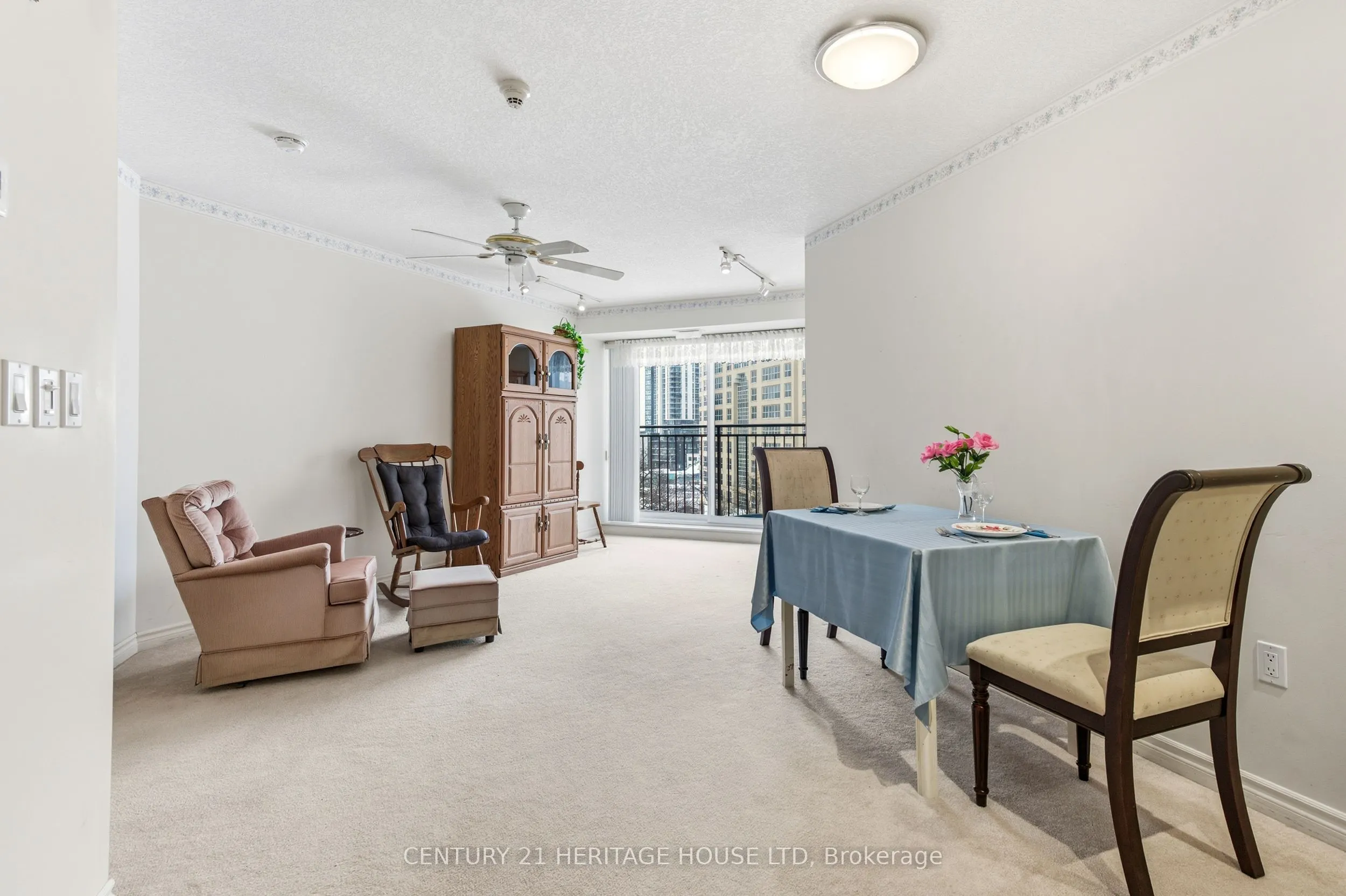 20 St George Street #407