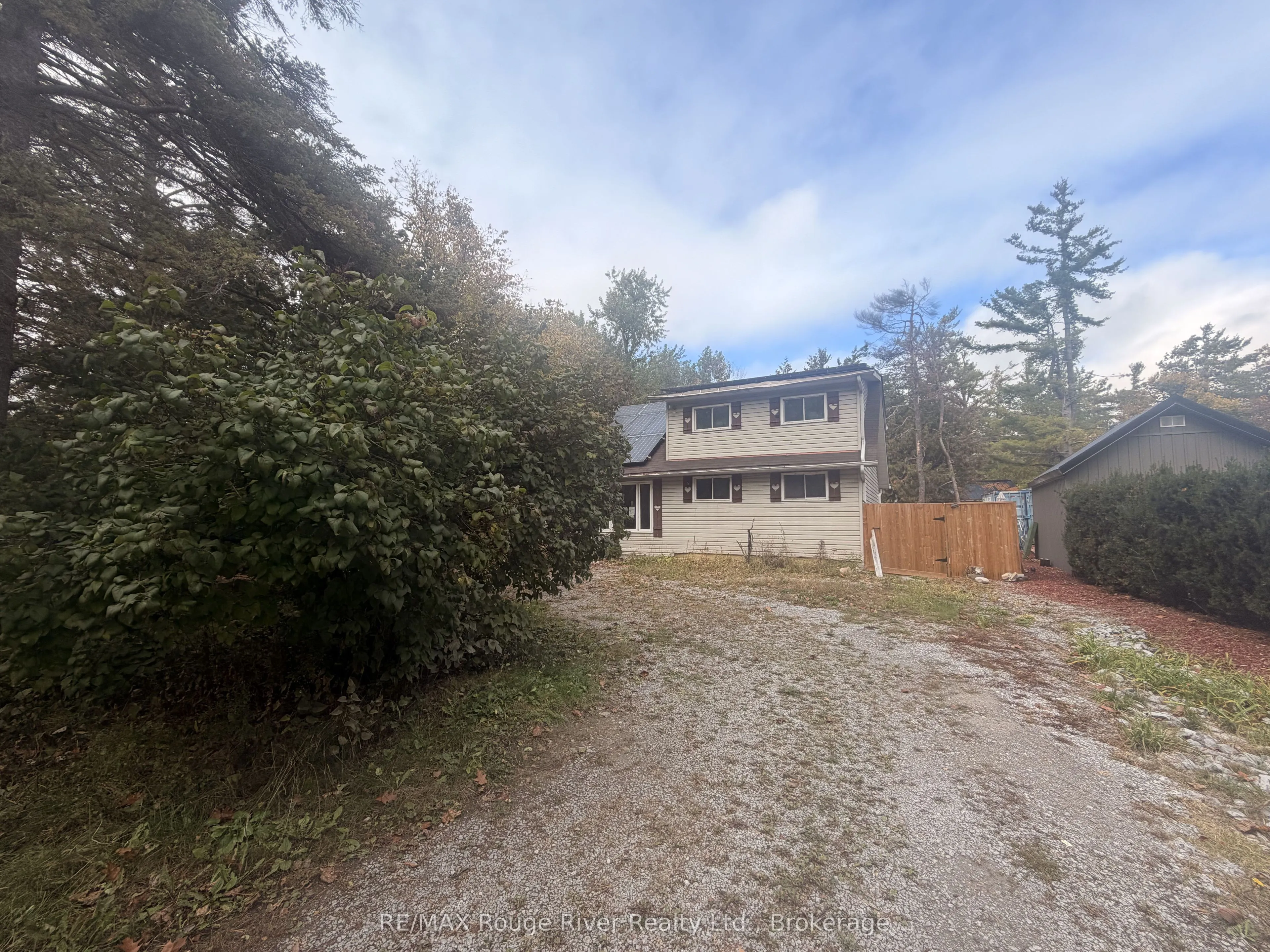 11 Edgewood Drive