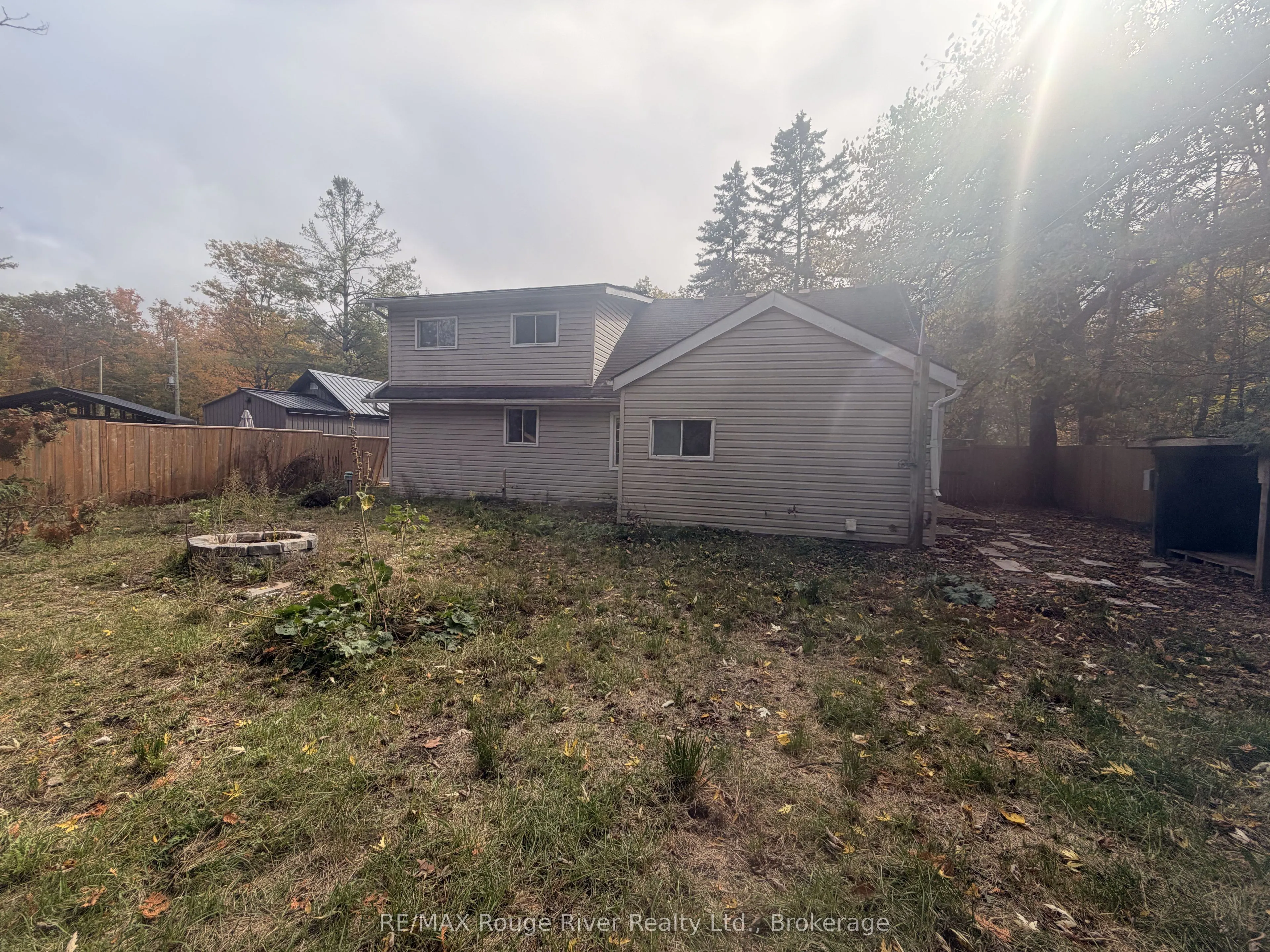 11 Edgewood Drive