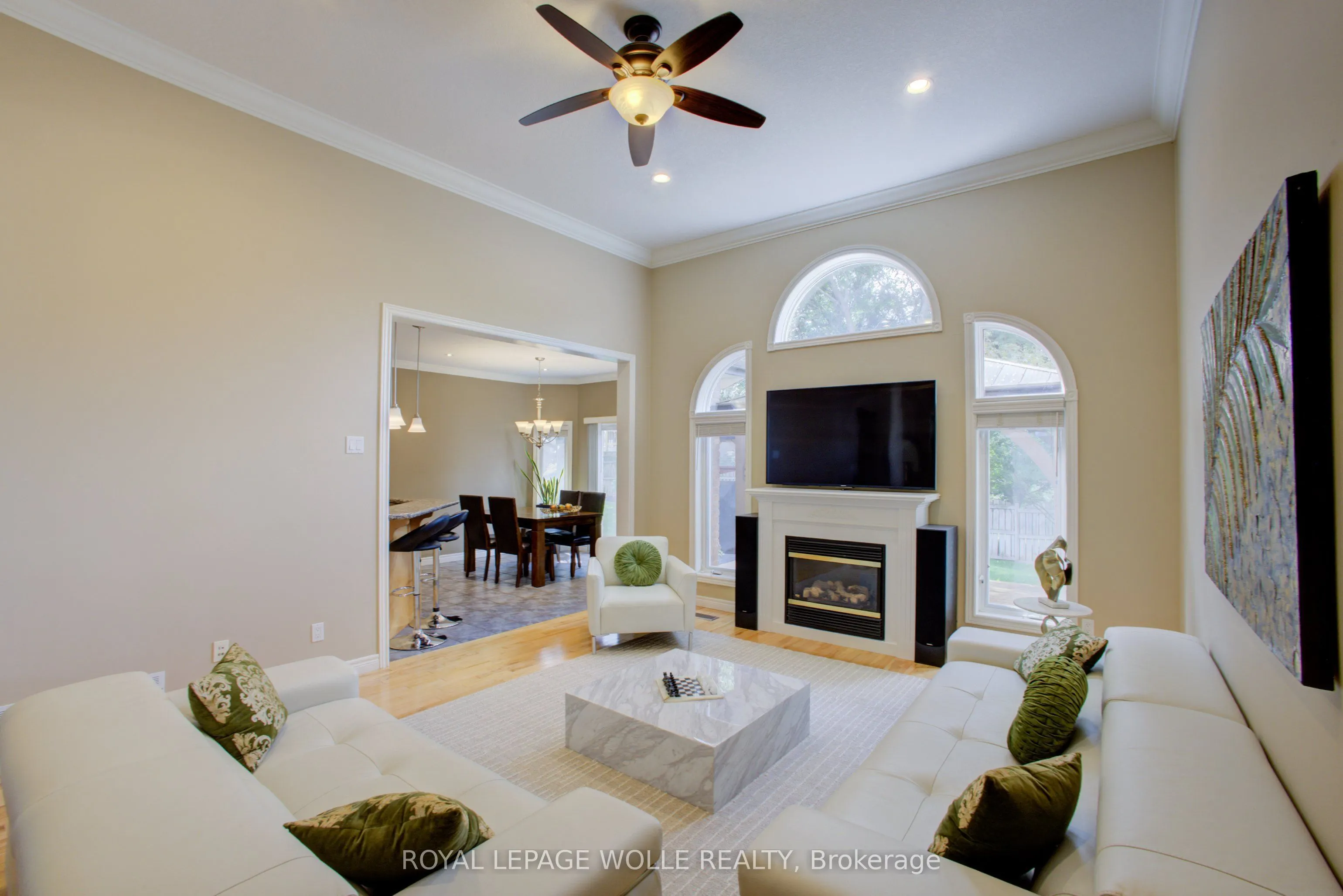 457 Caryndale Drive