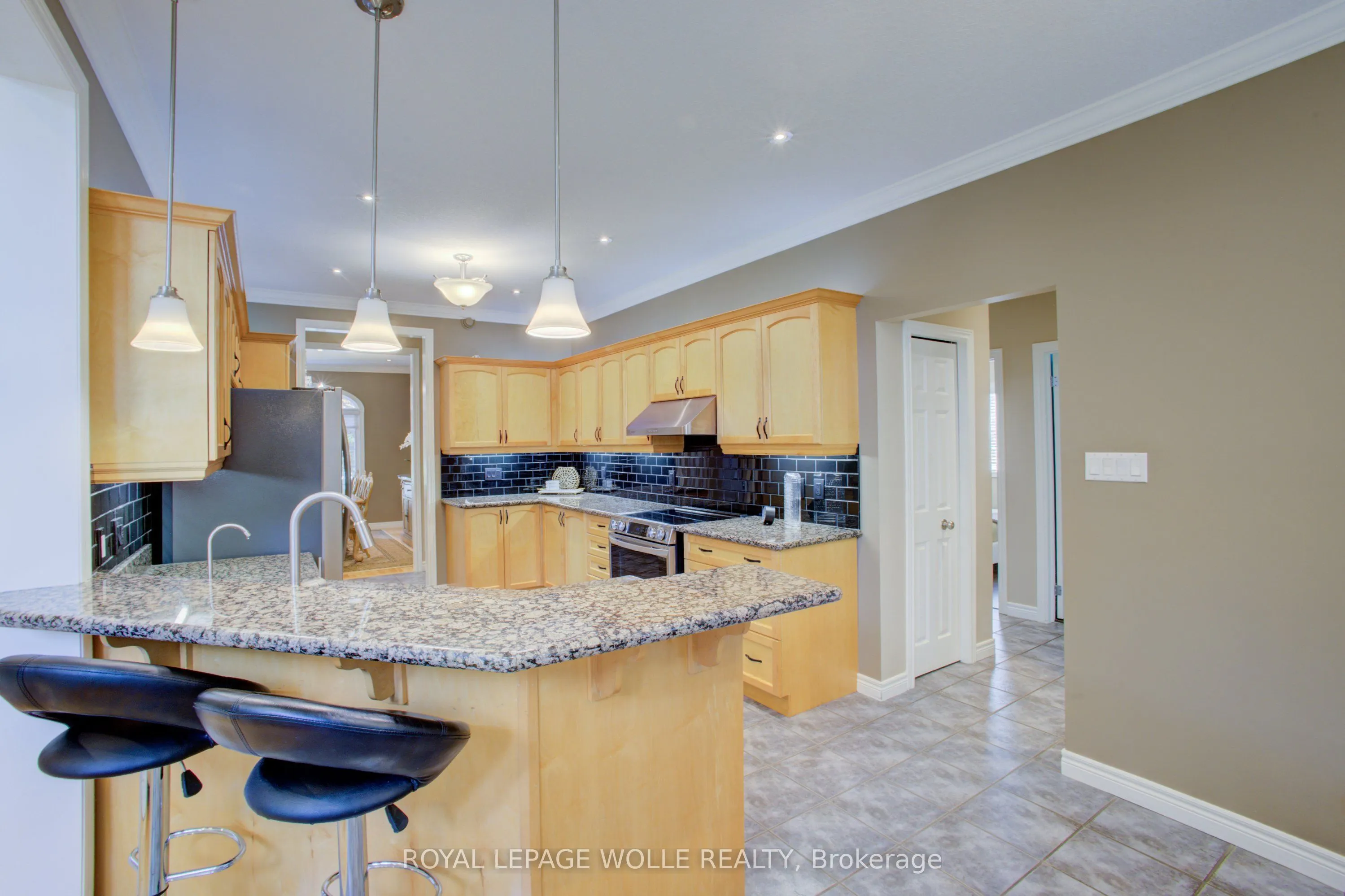 457 Caryndale Drive