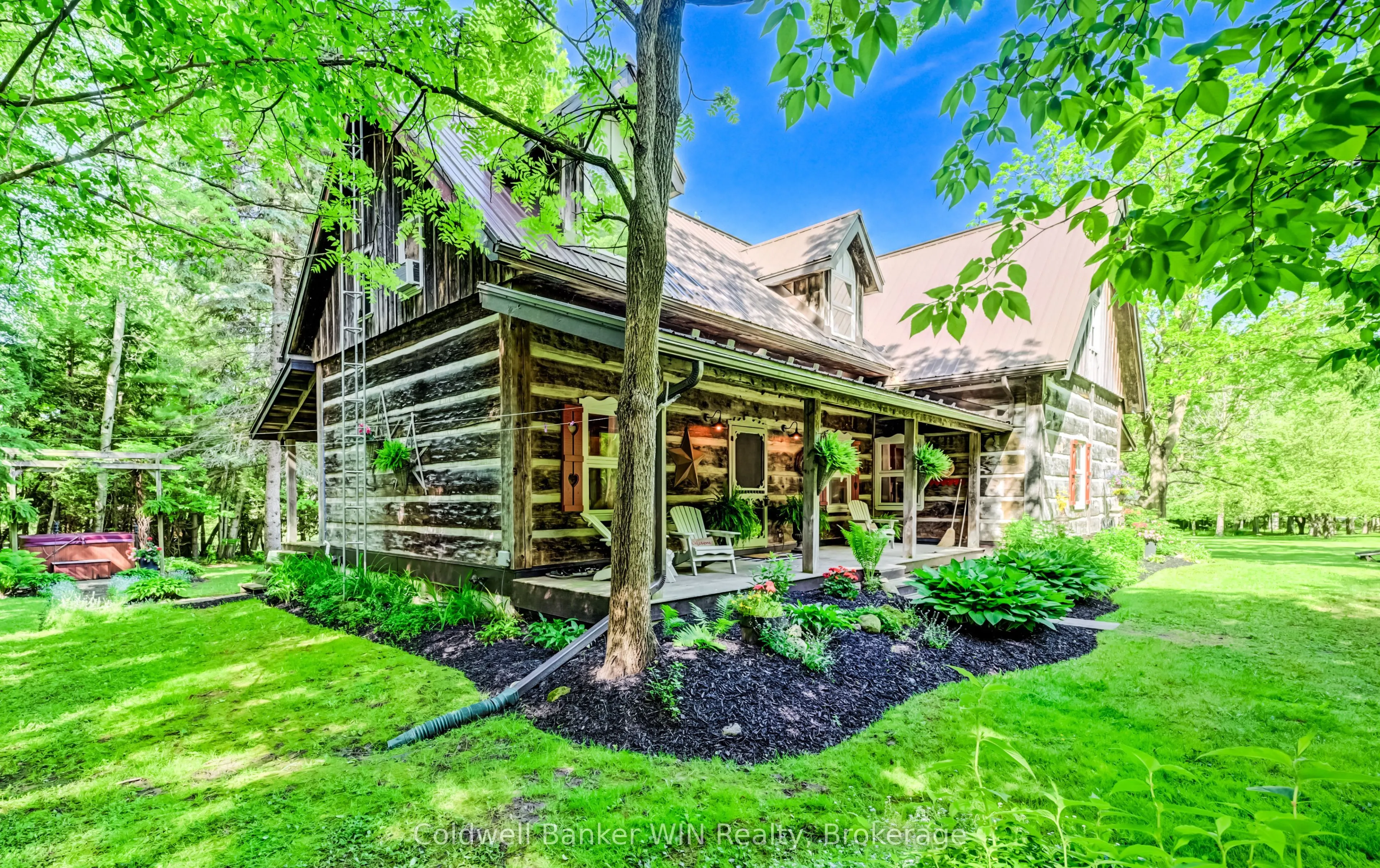 7341 Sideroad 12