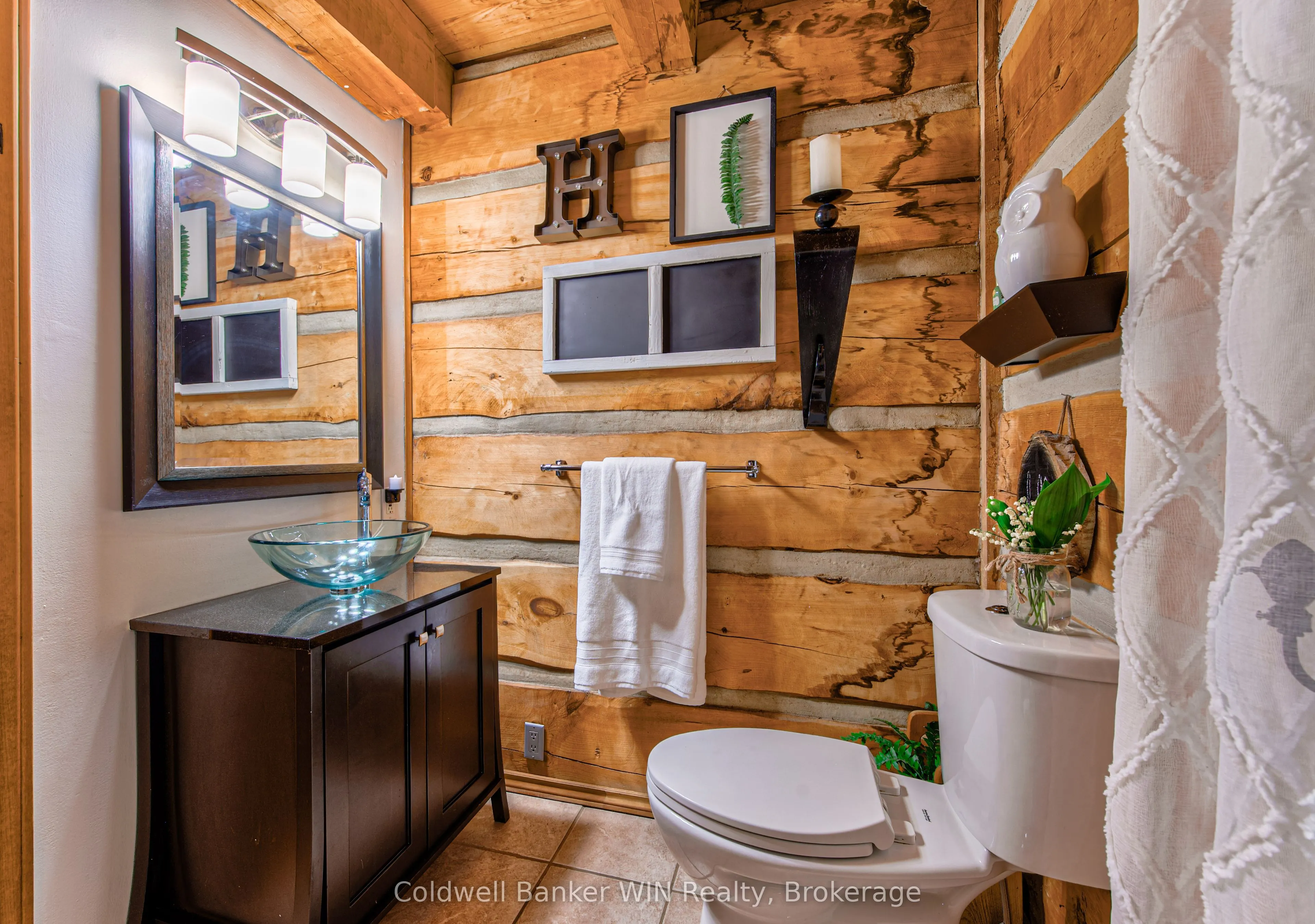 7341 Sideroad 12