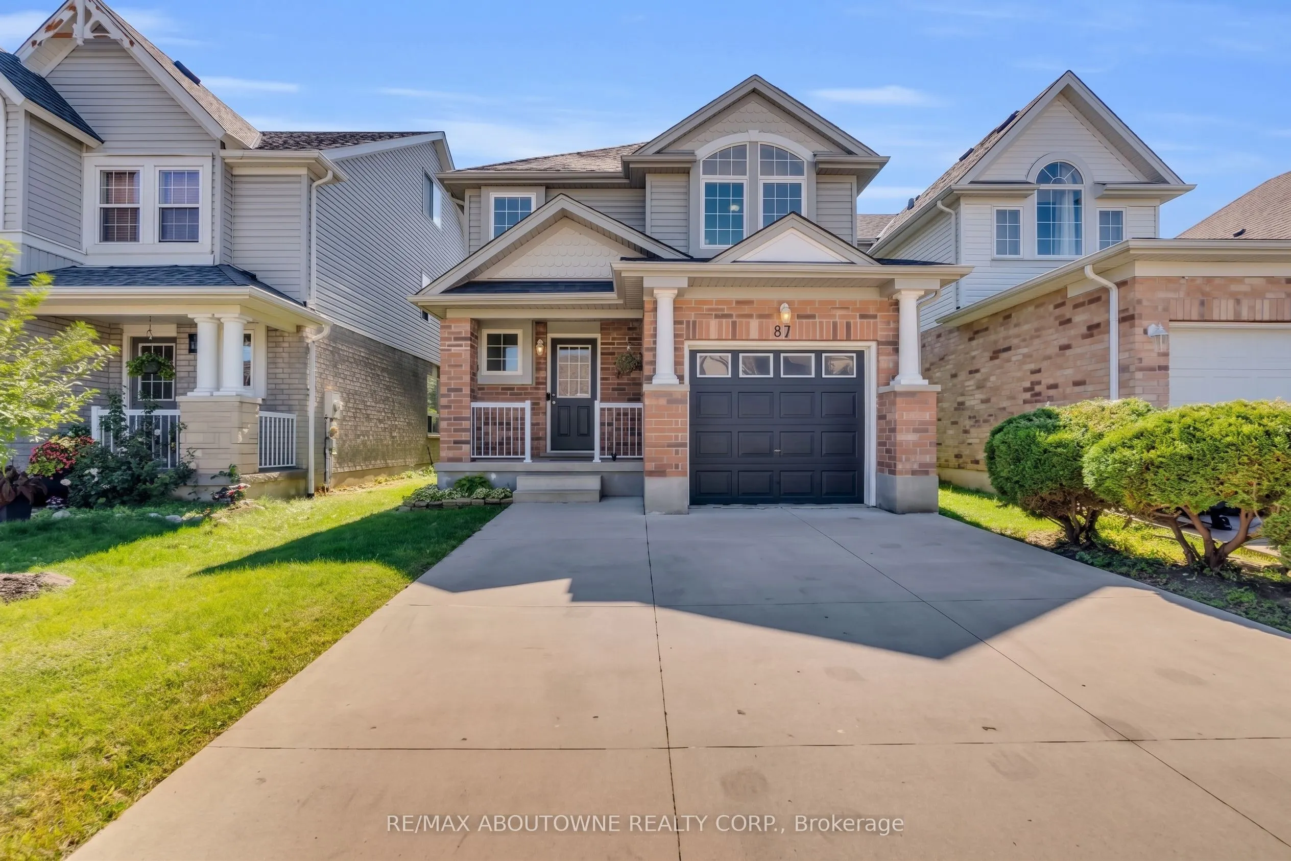 87 Houghton Street