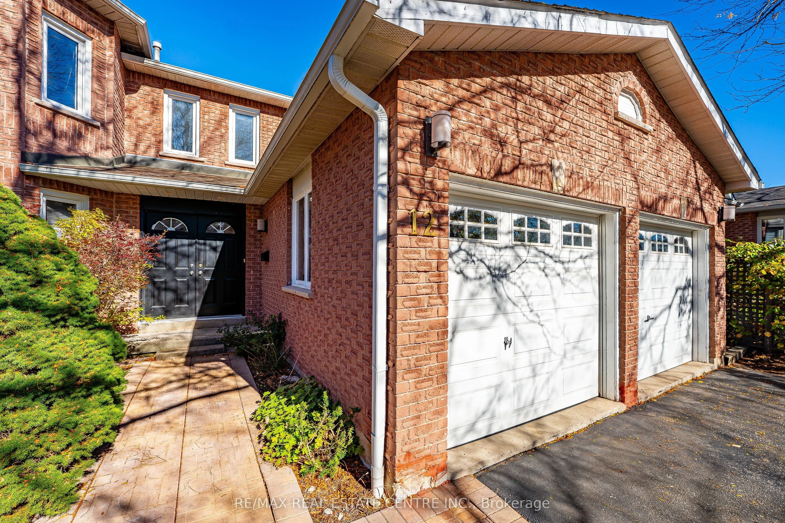 12 Creekwood Place