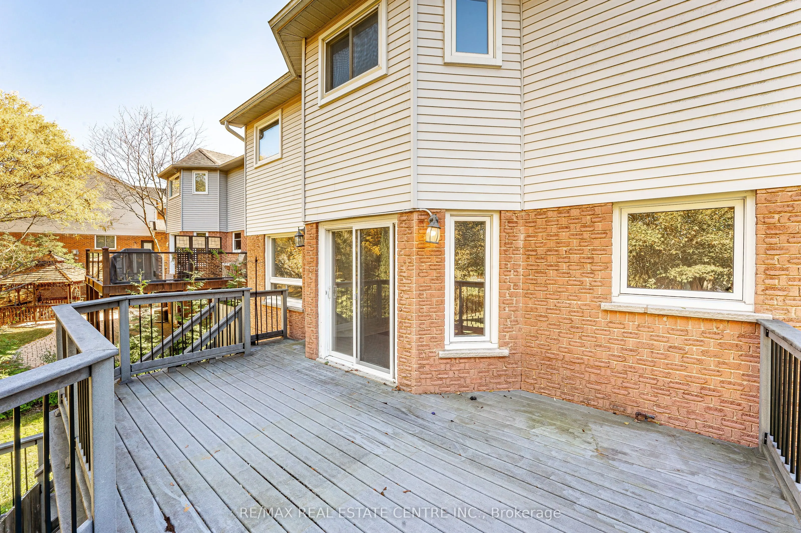 12 Creekwood Place