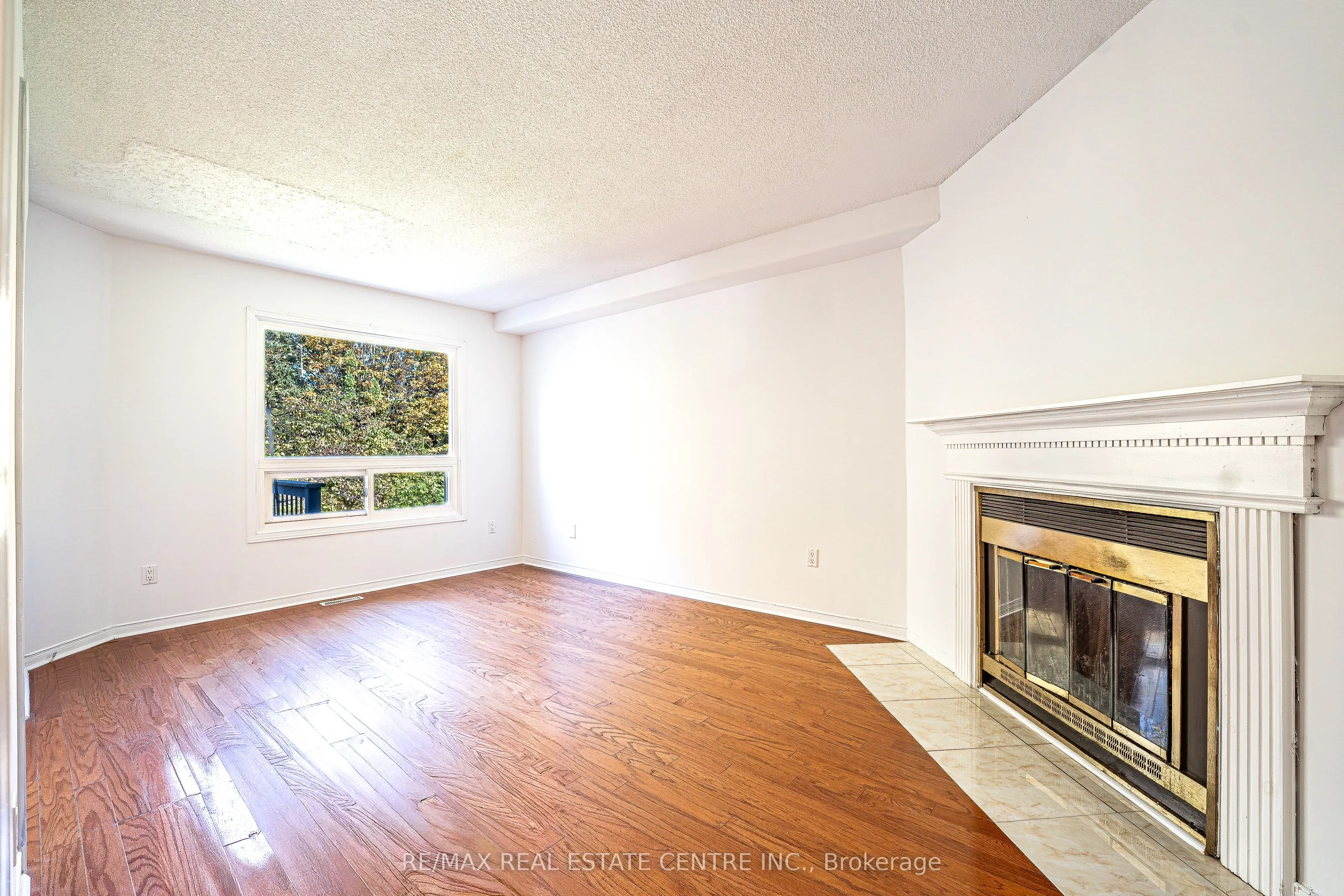 12 Creekwood Place