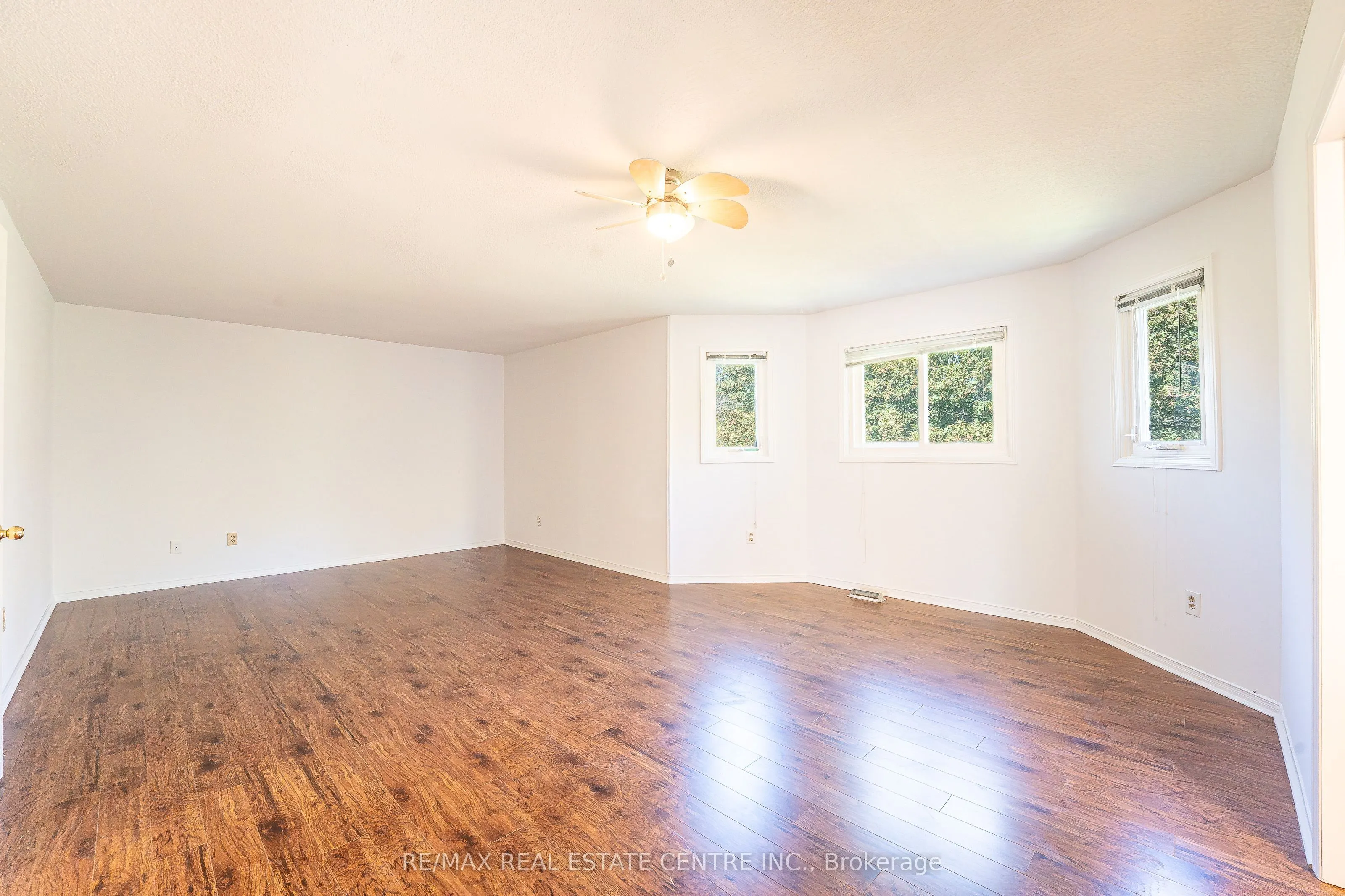 12 Creekwood Place
