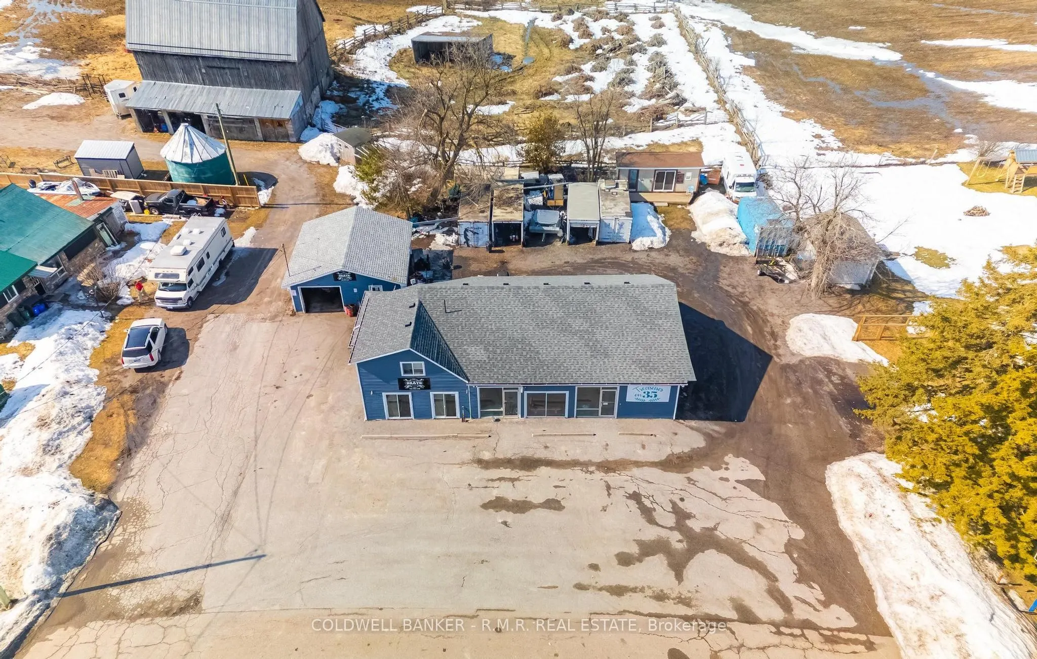 3921 Hwy 35 #C