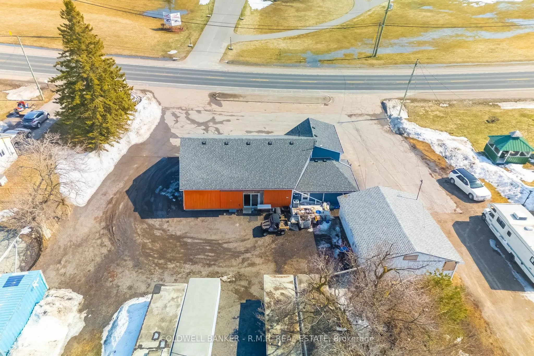 3921 Hwy 35 #C