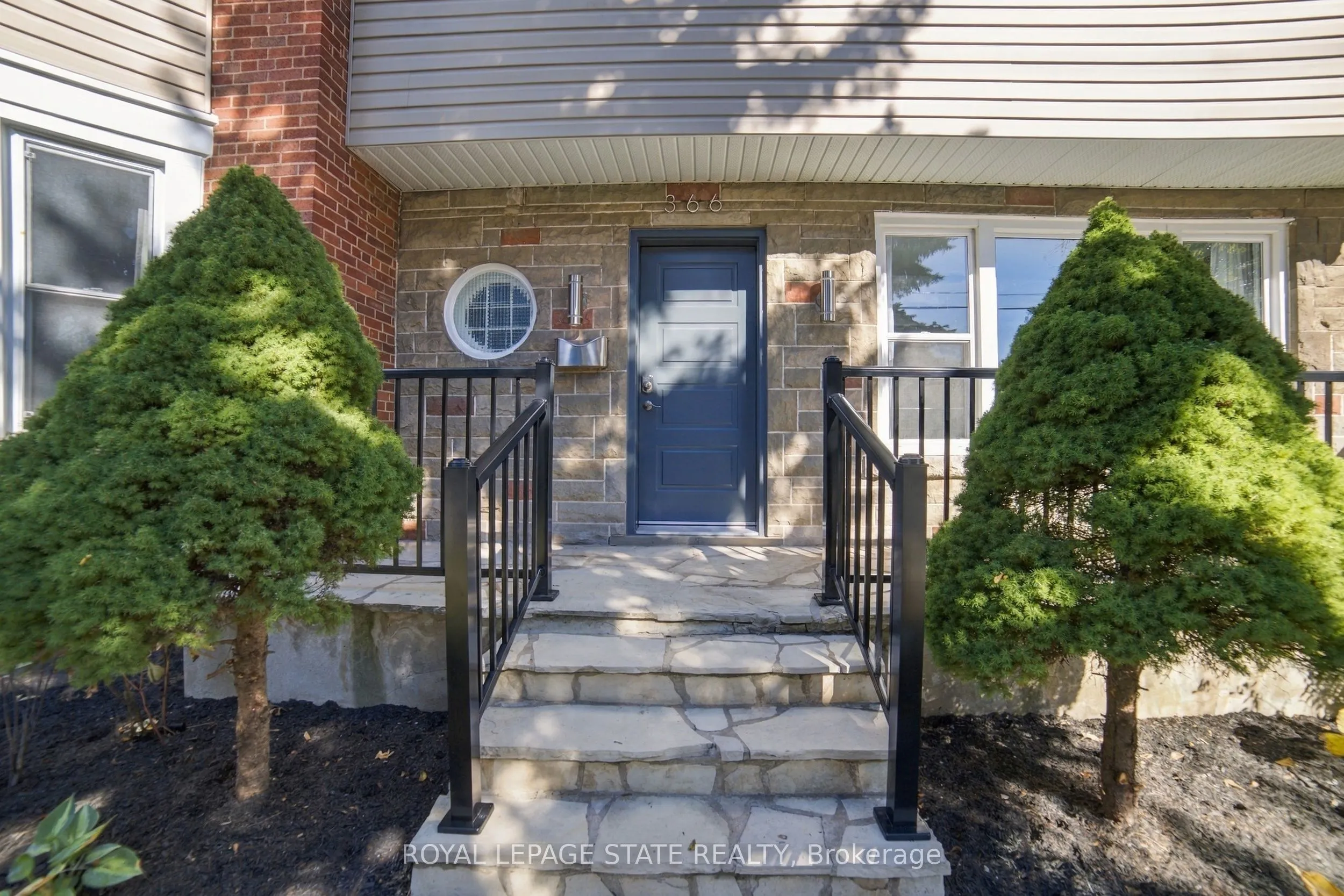 366 Aberdeen Avenue