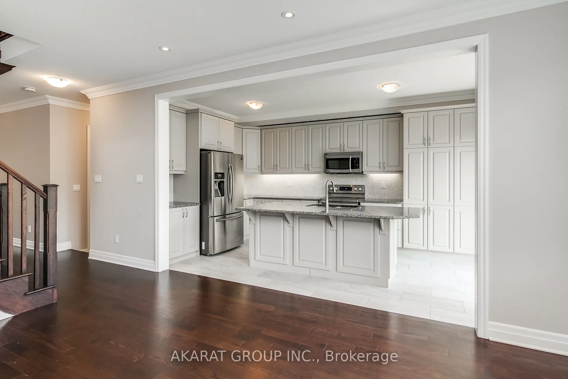31 Pickett Place