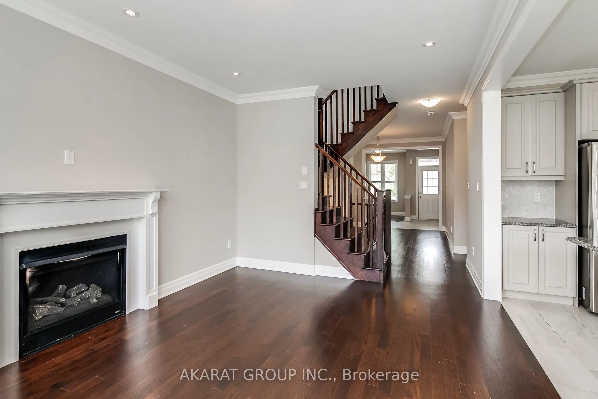 31 Pickett Place