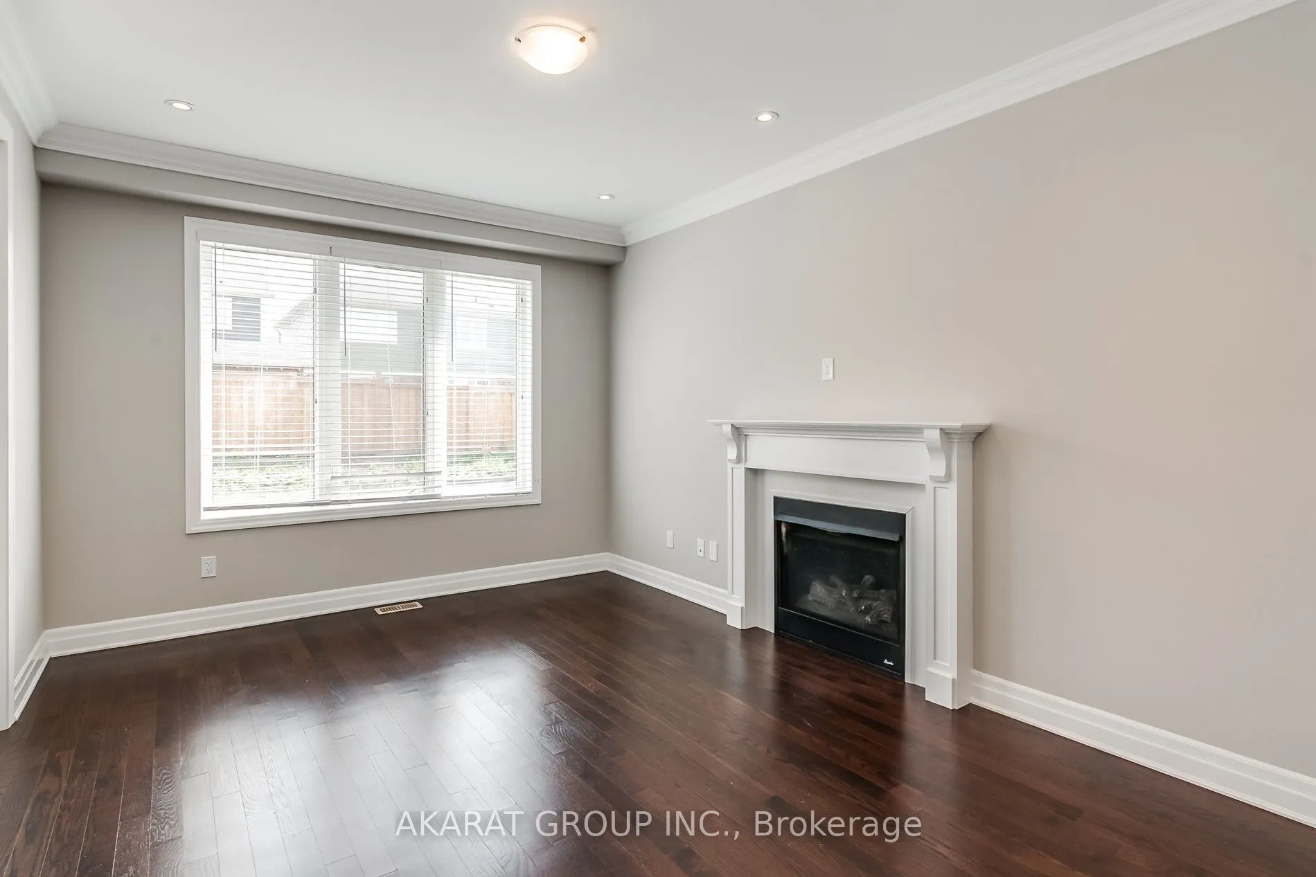 31 Pickett Place